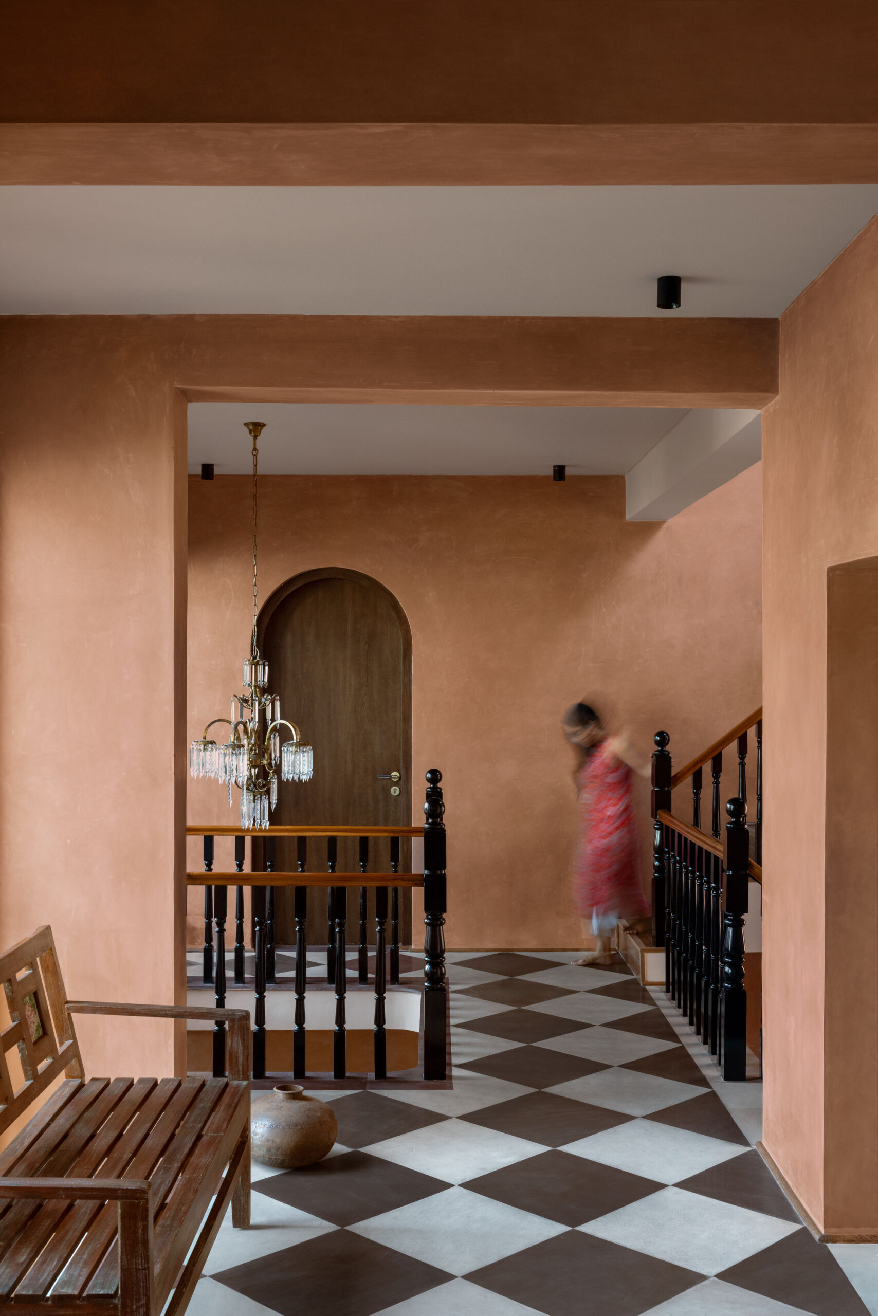 A Tale of Tinted Courts Residence / Architects Collaborative