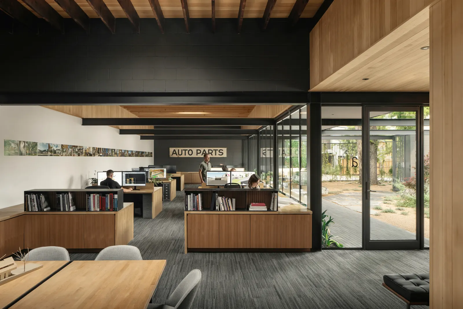 ECC Creative / A Parallel Architecture