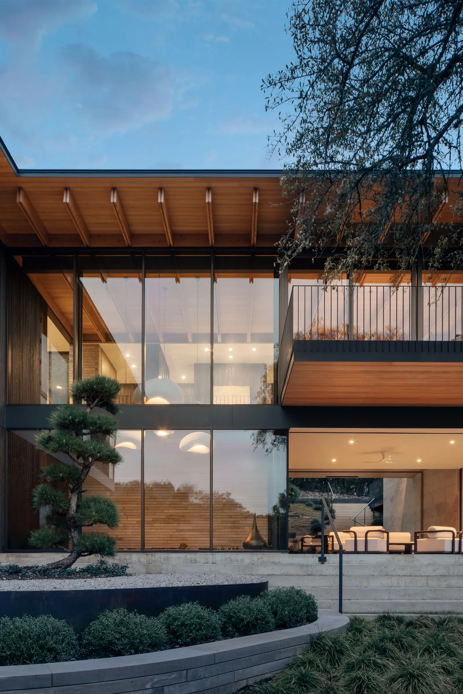Terrace Mountain Residence / A Parallel Architecture