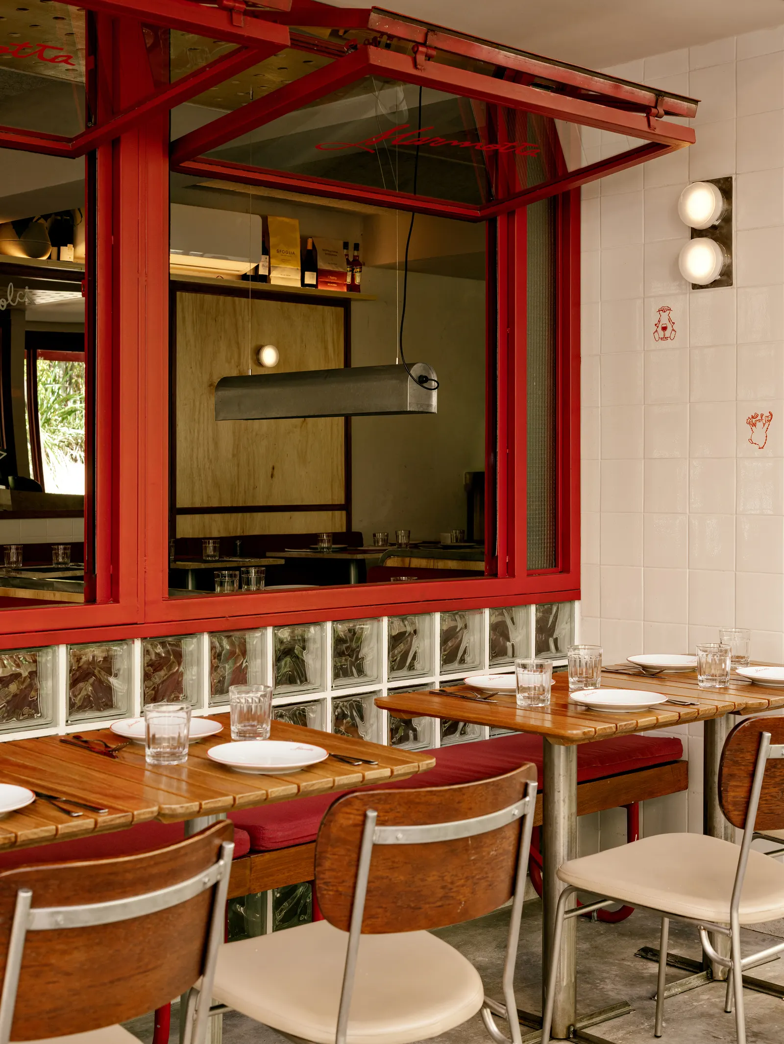 Marmotta Pasta Bar / Tadu Arquitetura