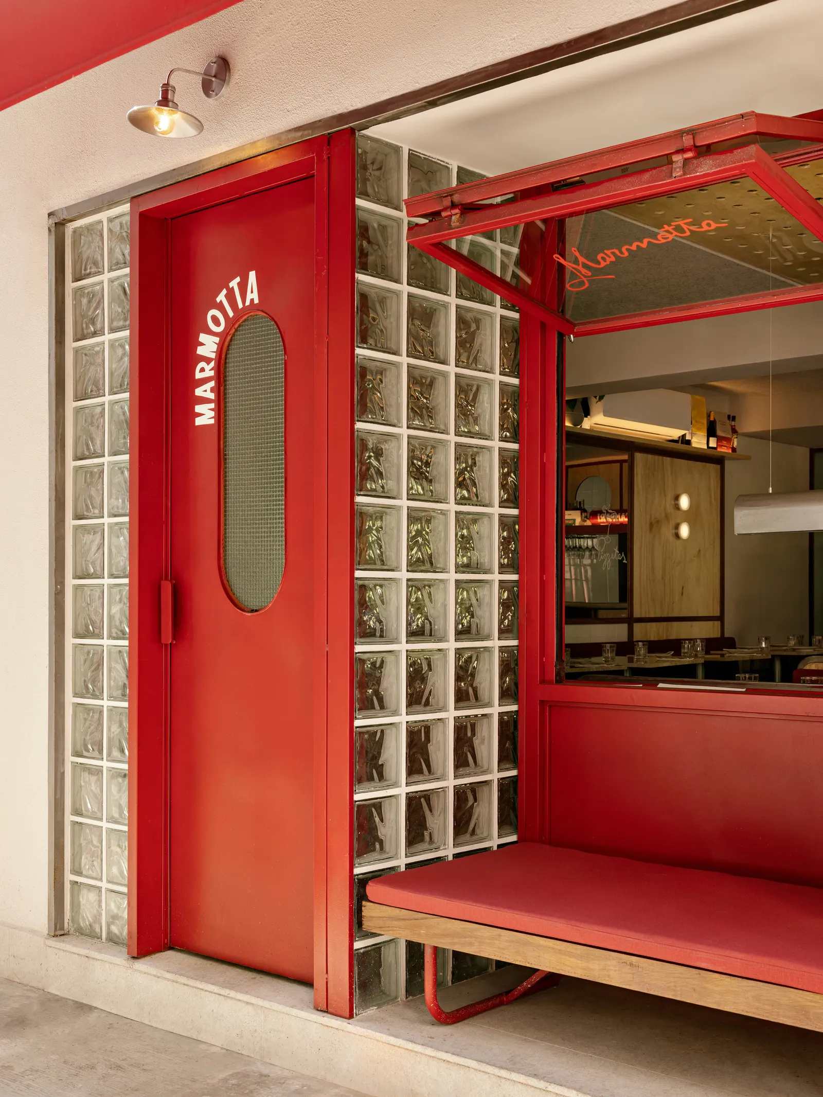 Marmotta Pasta Bar / Tadu Arquitetura
