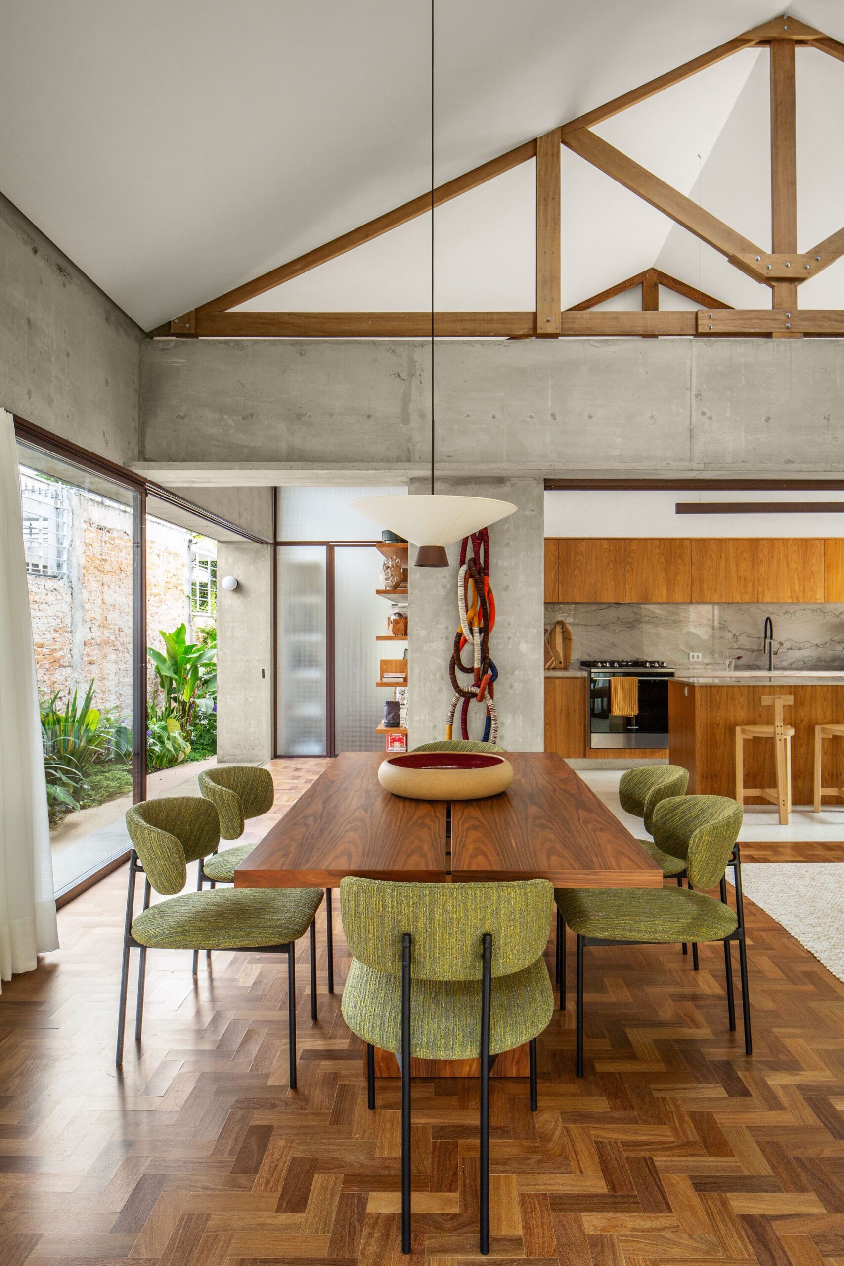 Дом Cafelândia / Ana Sawaia Arquitetura