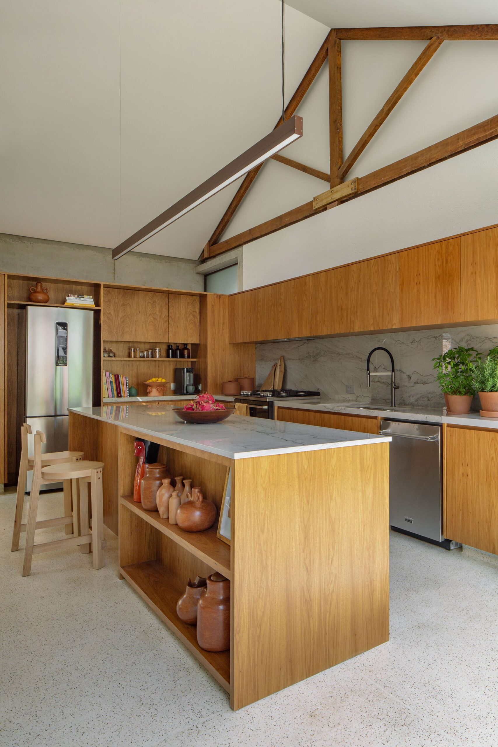 Дом Cafelândia / Ana Sawaia Arquitetura