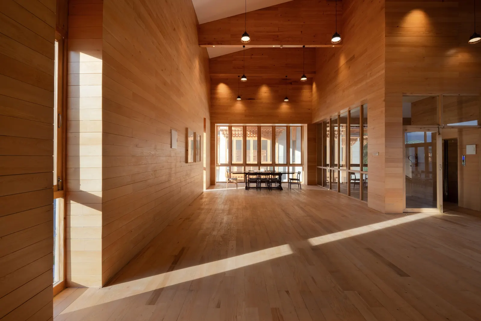 Bangladesh Chancery Complex and Ambassador's Residence / Shatotto