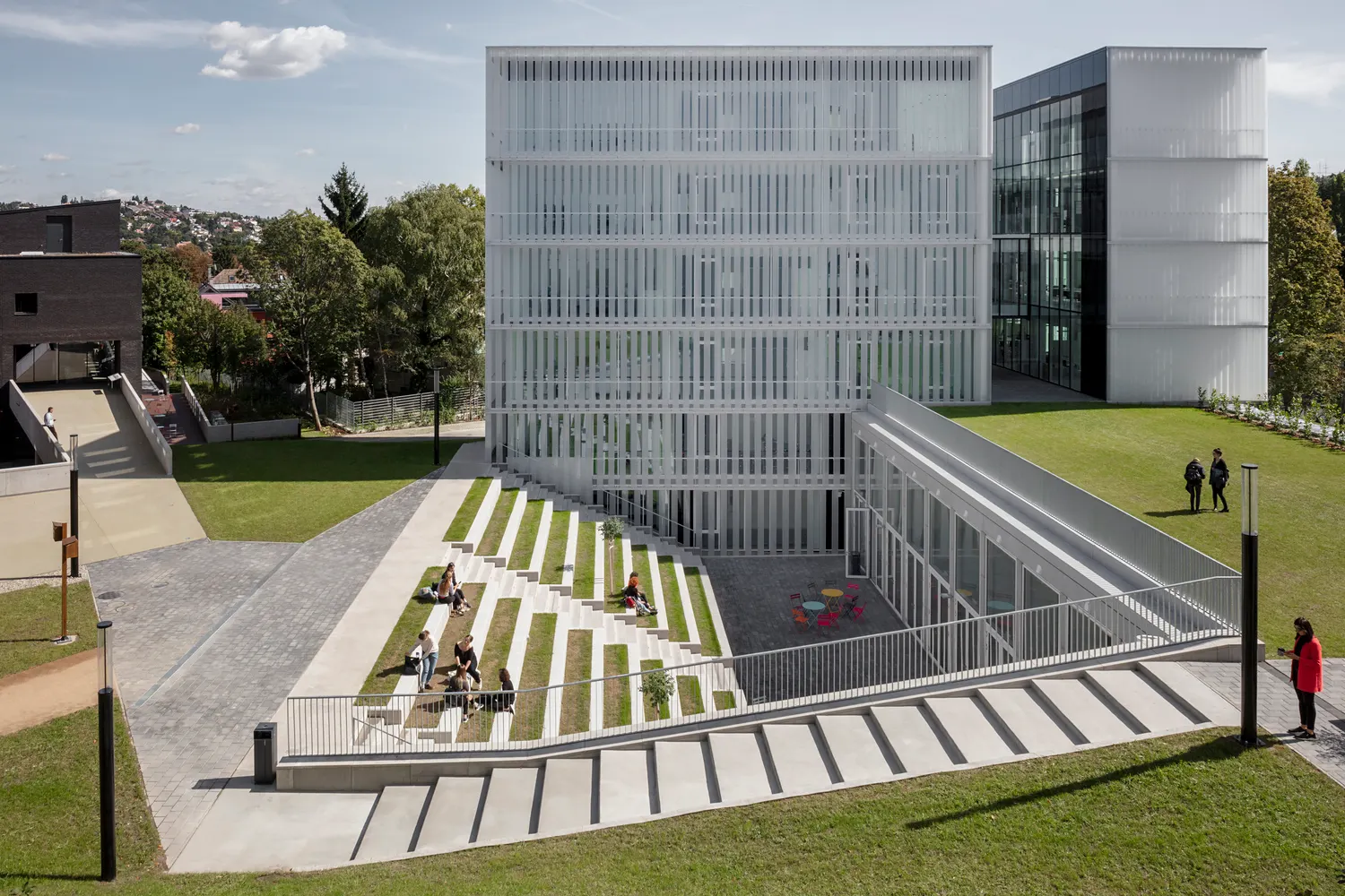 Будапешт как город слоёв: 15 архитектурных проектов, читающих историю столицы