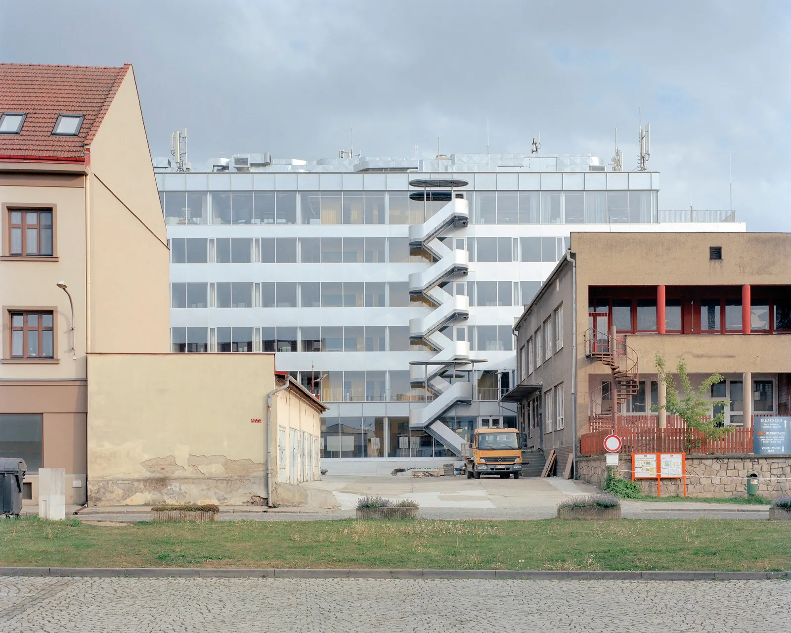 Ратуша в Пршерове / atelier gram + anagram architecture