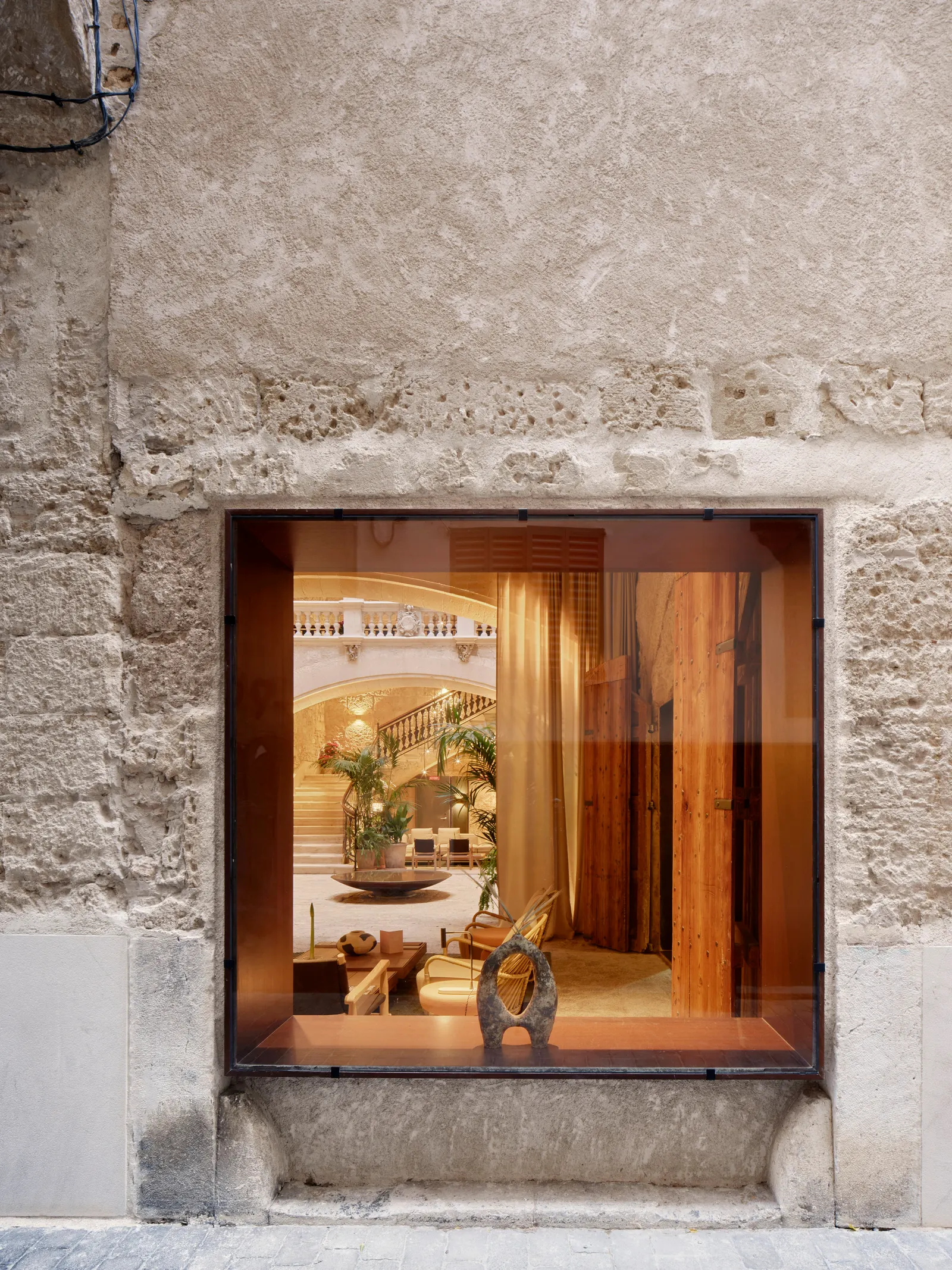 Hotel Nobis Palma / Jordi Herrero Arquitecto