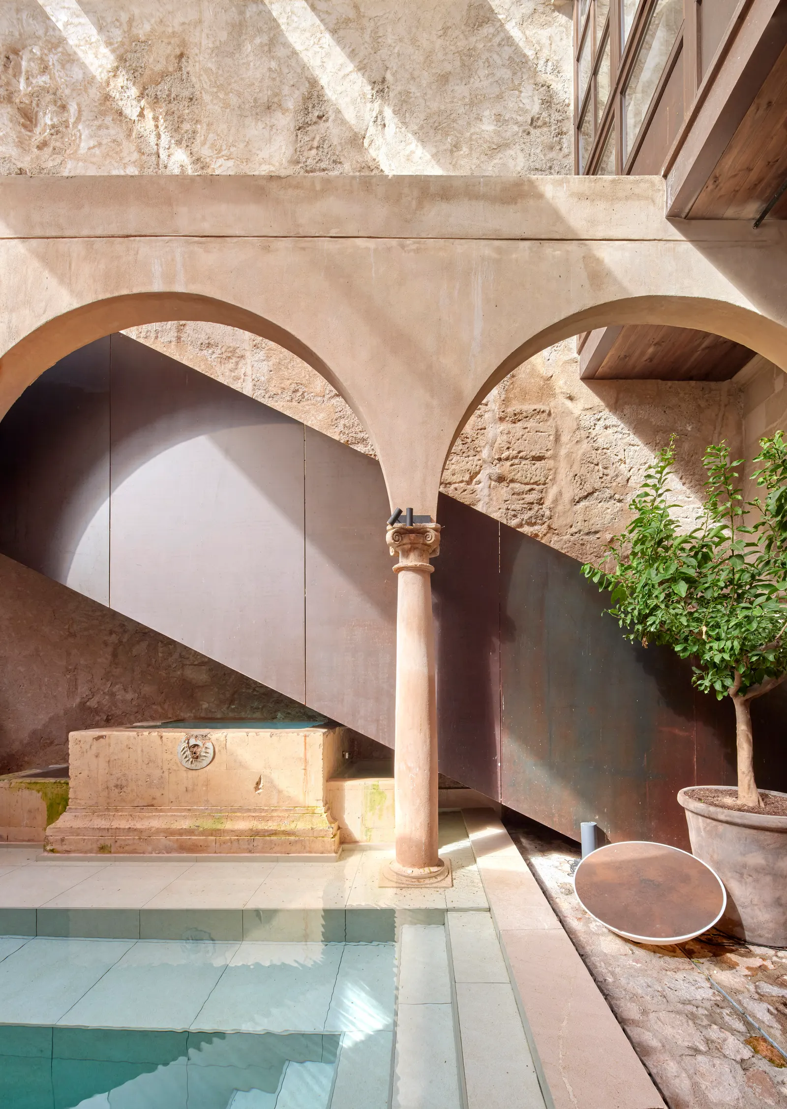 Hotel Nobis Palma / Jordi Herrero Arquitecto