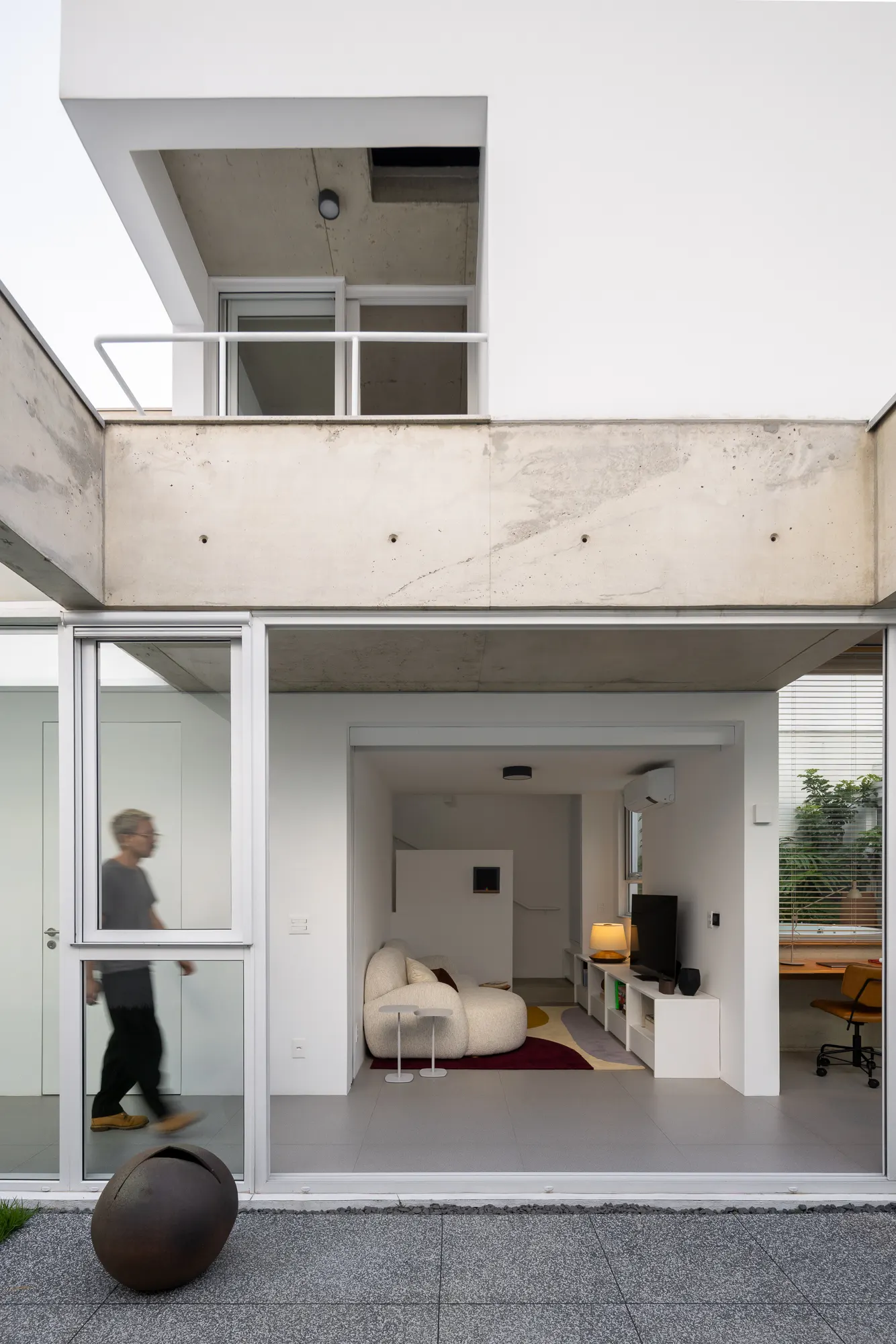 Yano House / Peninsula Arquitetura