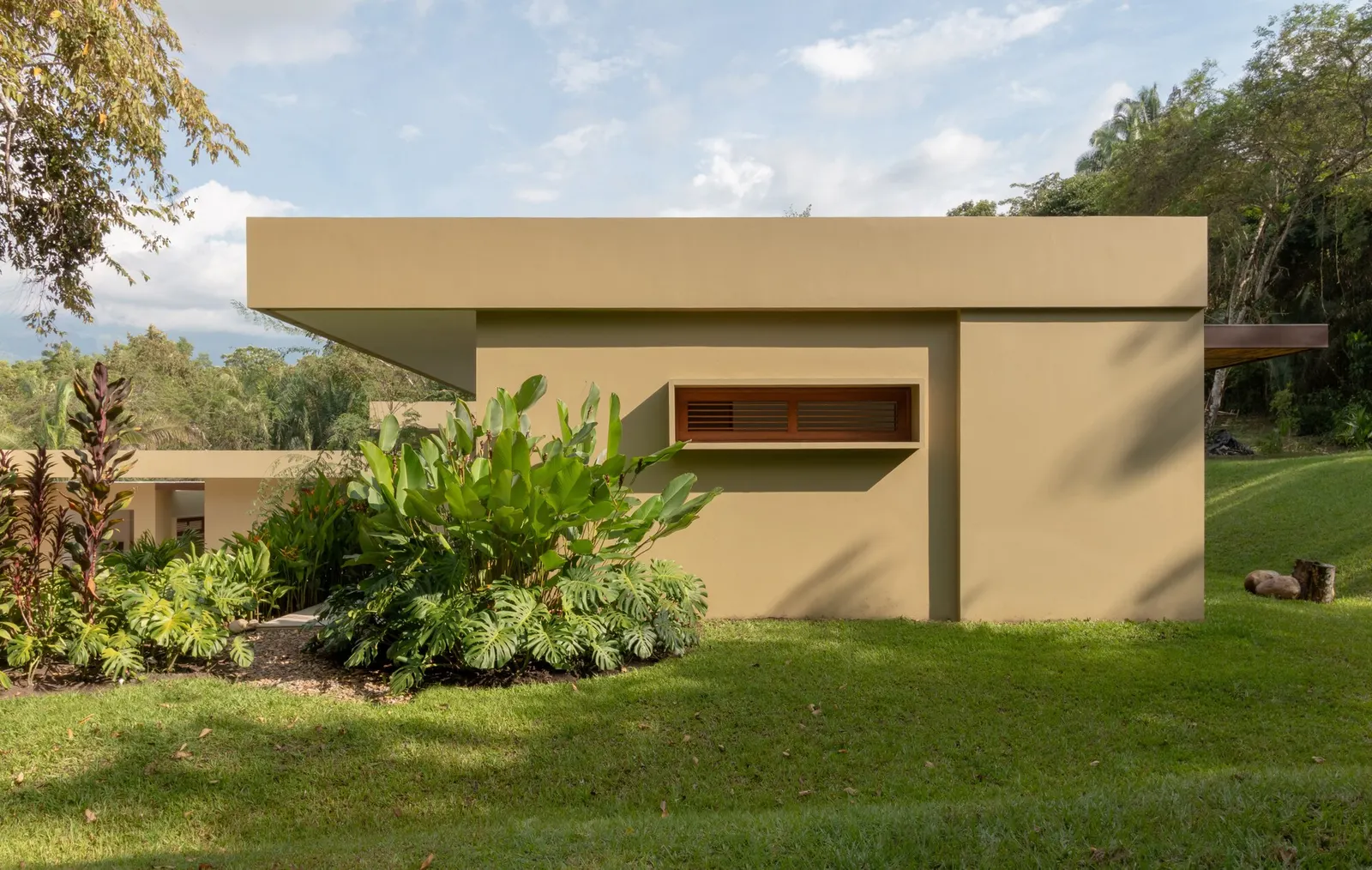 Casa Umbral / David Macias