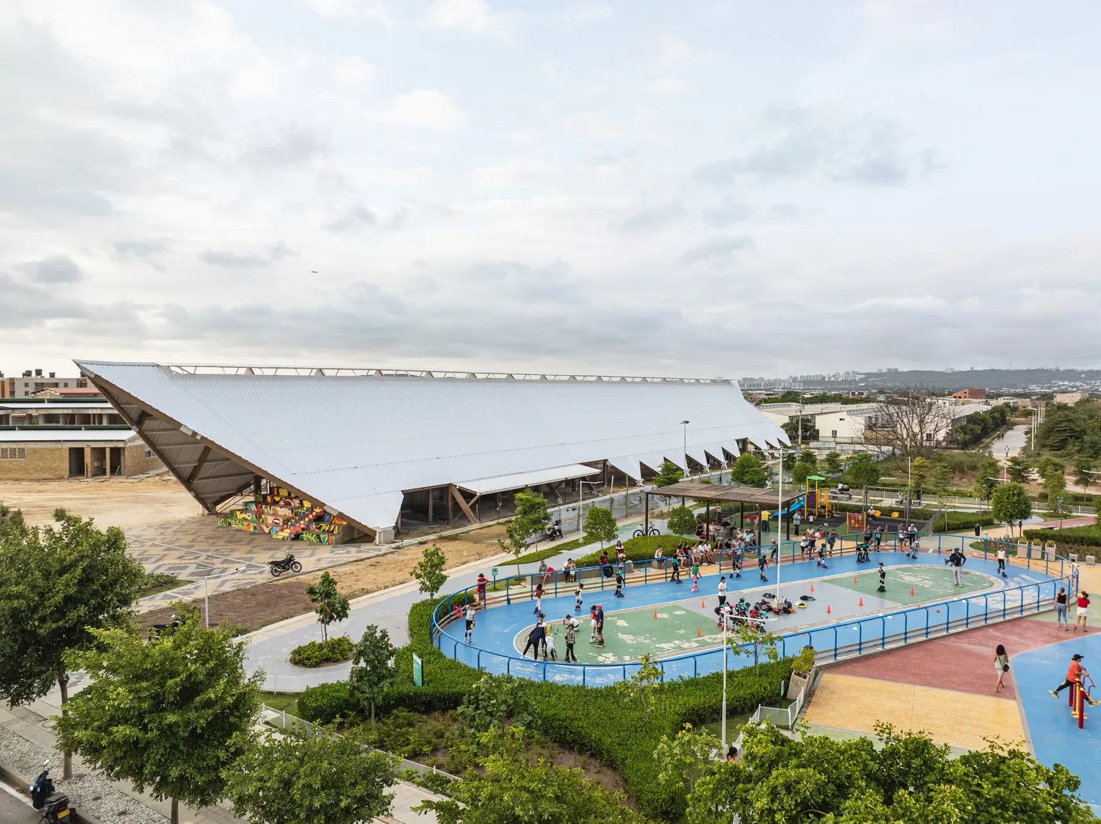 Культурный центр Villas de San Pablo в Барранкилье / ETHZ + Alejandro Restrepo Montoya
