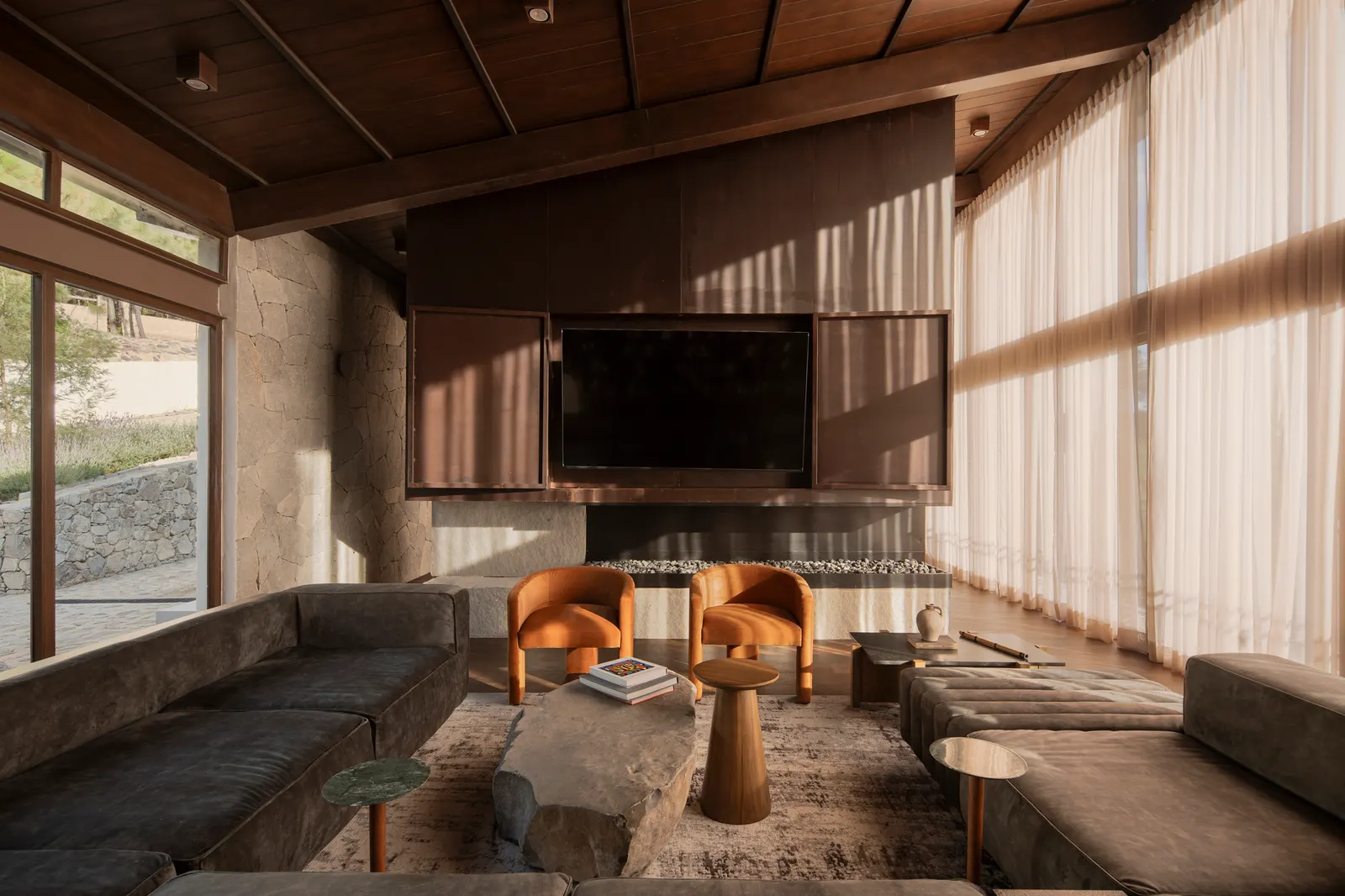 RB Tapalpa Cabin / ALMA de Arquitectos