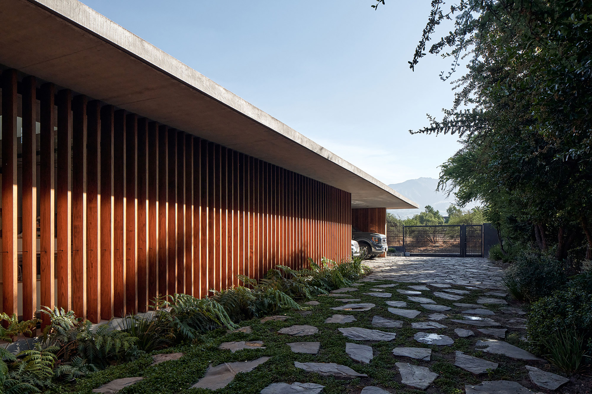 Дом Paso de los Toros / Juan Carlos Sabbagh Arquitectos