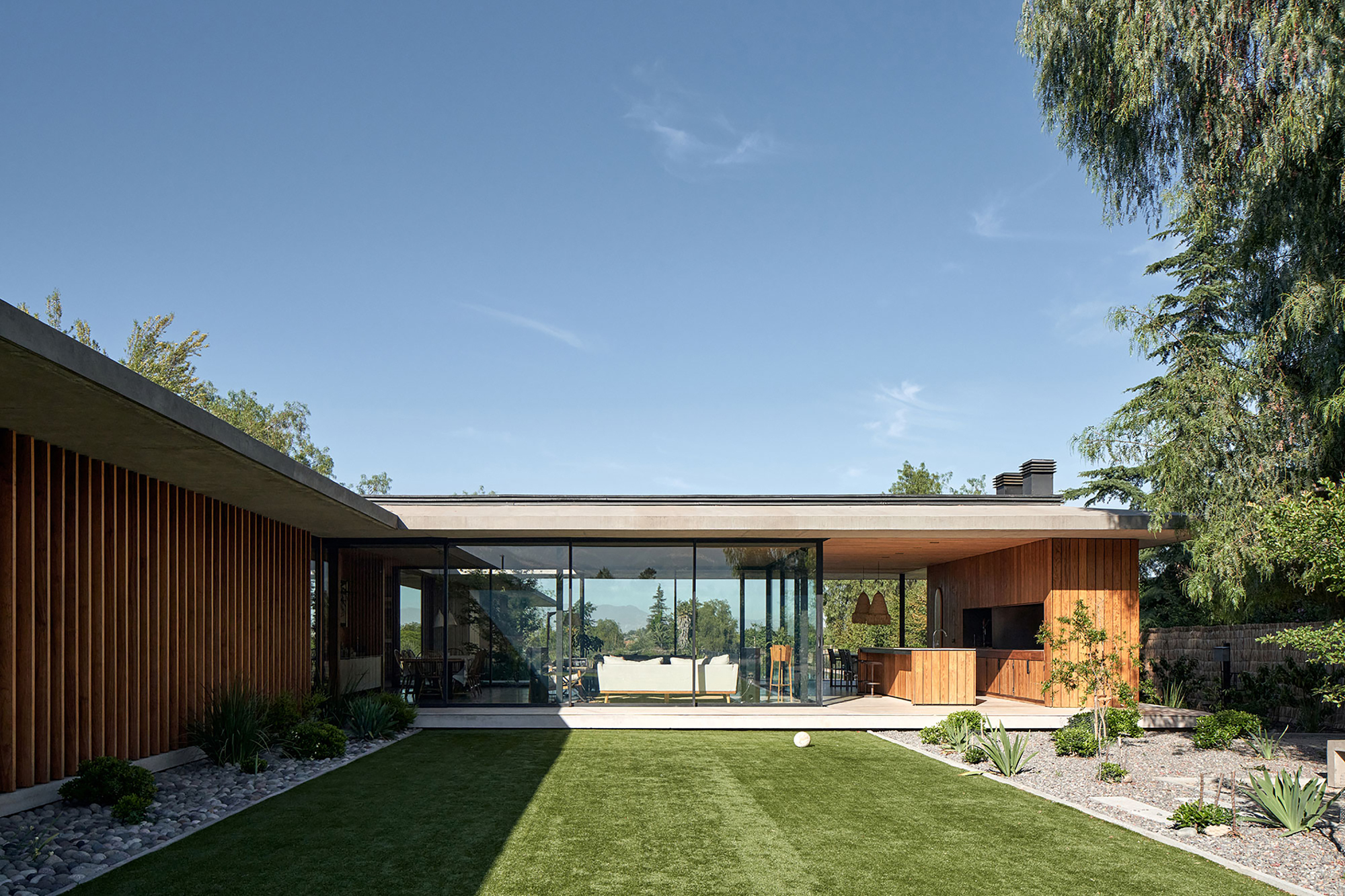 Дом Paso de los Toros / Juan Carlos Sabbagh Arquitectos