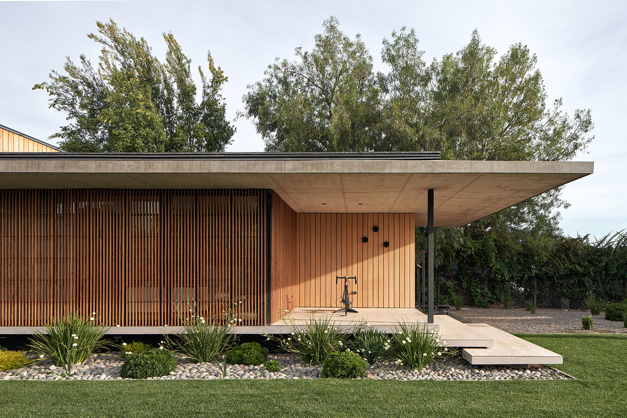 Дом Paso de los Toros / Juan Carlos Sabbagh Arquitectos