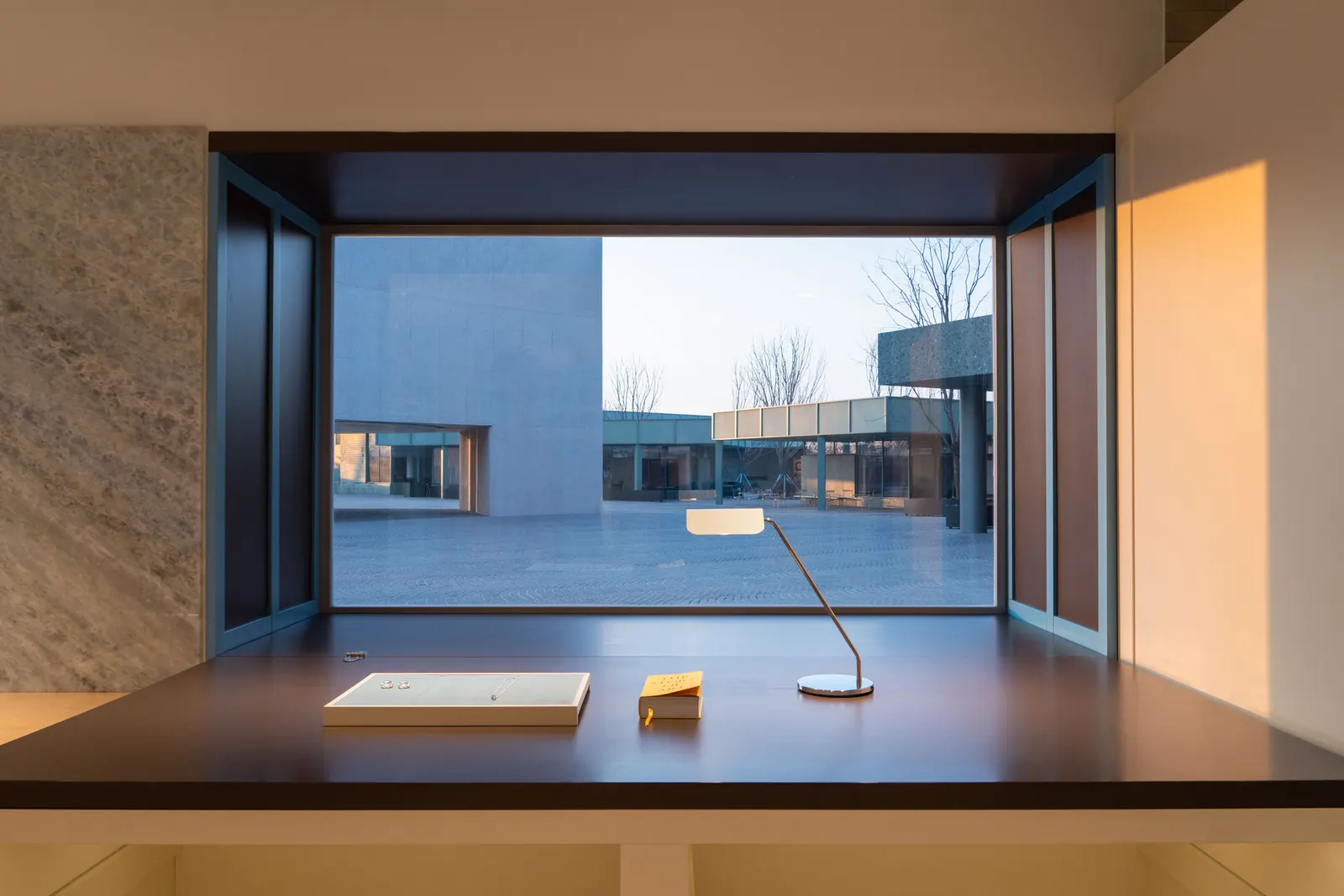 D+dd Friendship Bay Store / Sò Studio