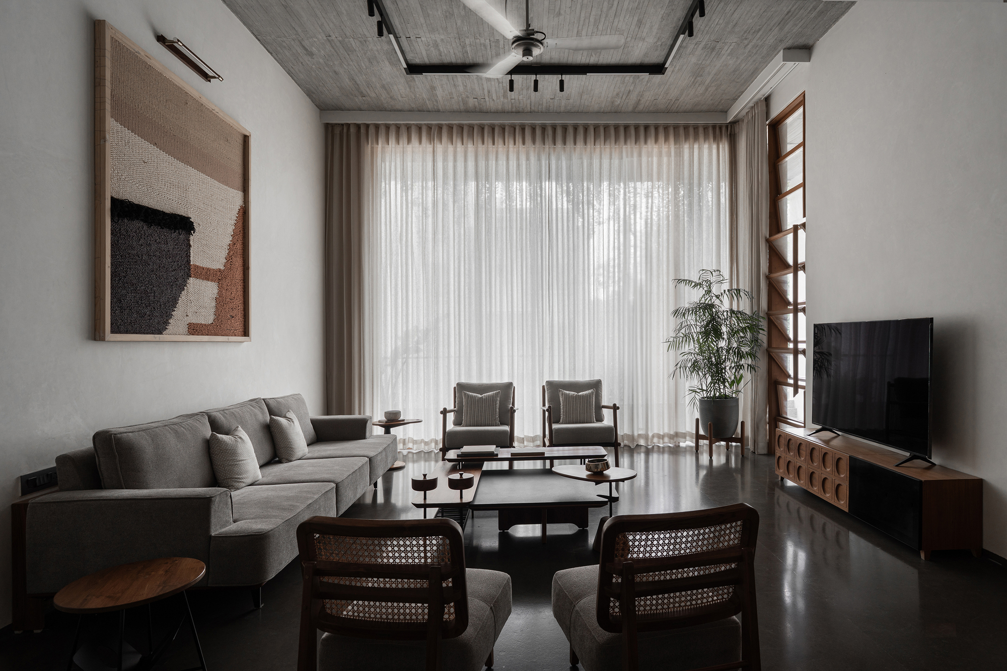 Antarvan Residence / Neogenesis+Studi0261