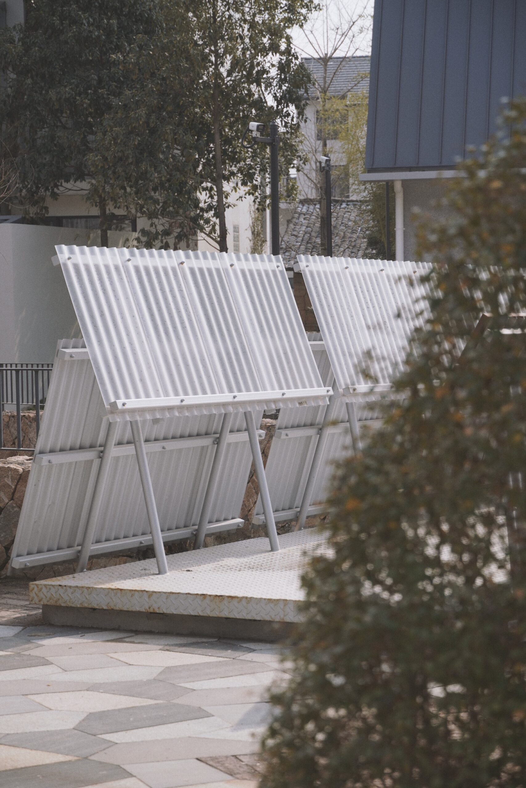 Easel Bridge / XBTW OFFICE