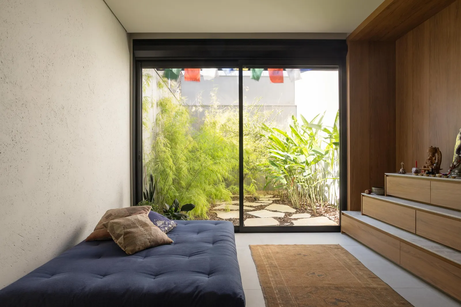 Curved House / efcarquitetura