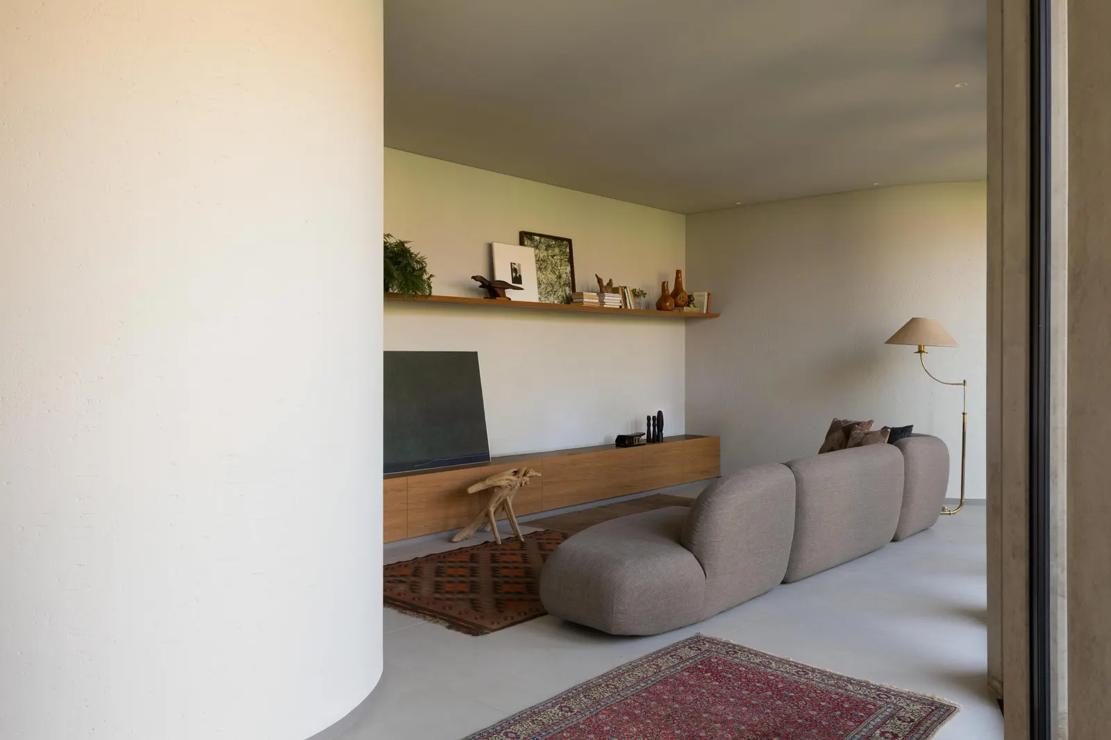 Curved House / efcarquitetura