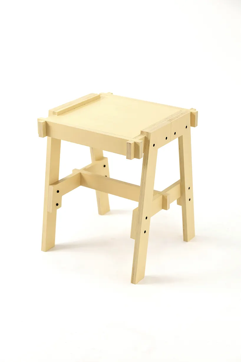 FLAT/FORM: flat-pack коллекция мебели из столетнего японского кедра