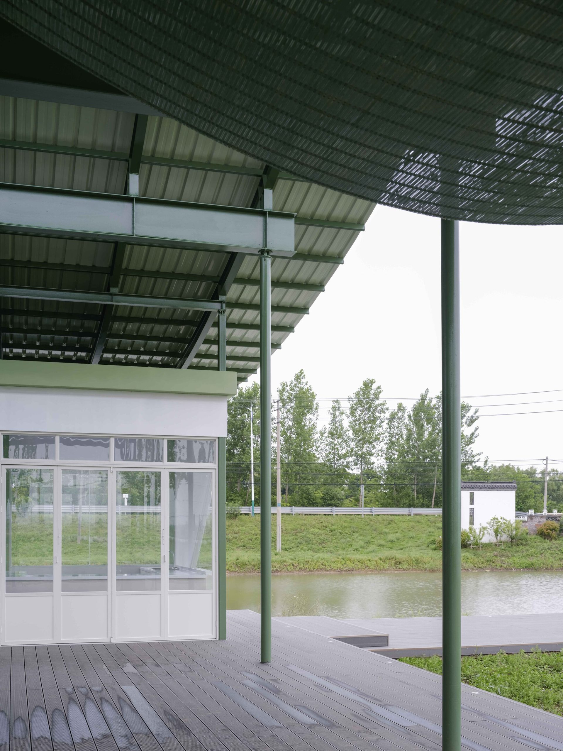 Grape Classroom in the Field / atelier anonymous