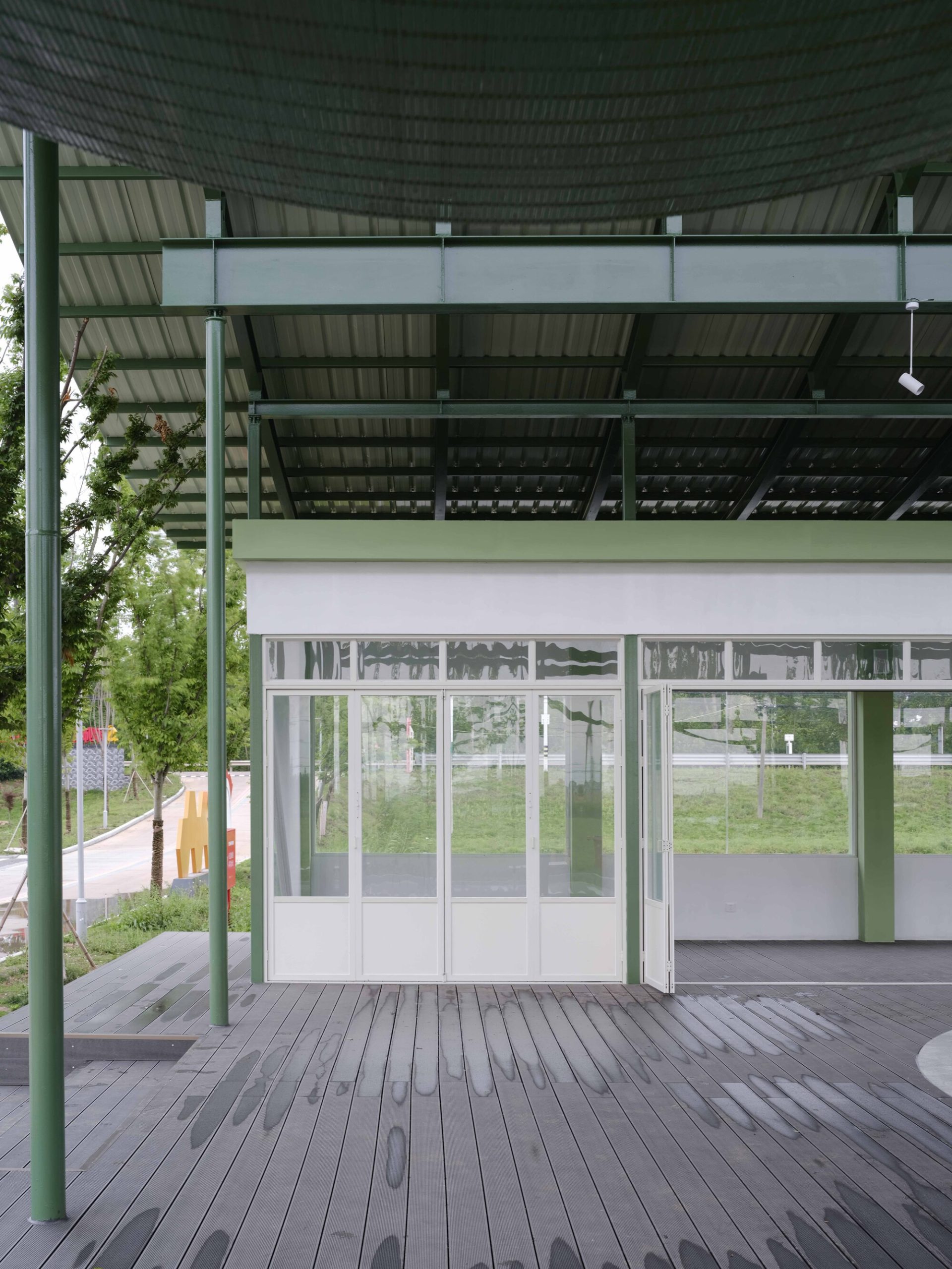 Grape Classroom in the Field / atelier anonymous