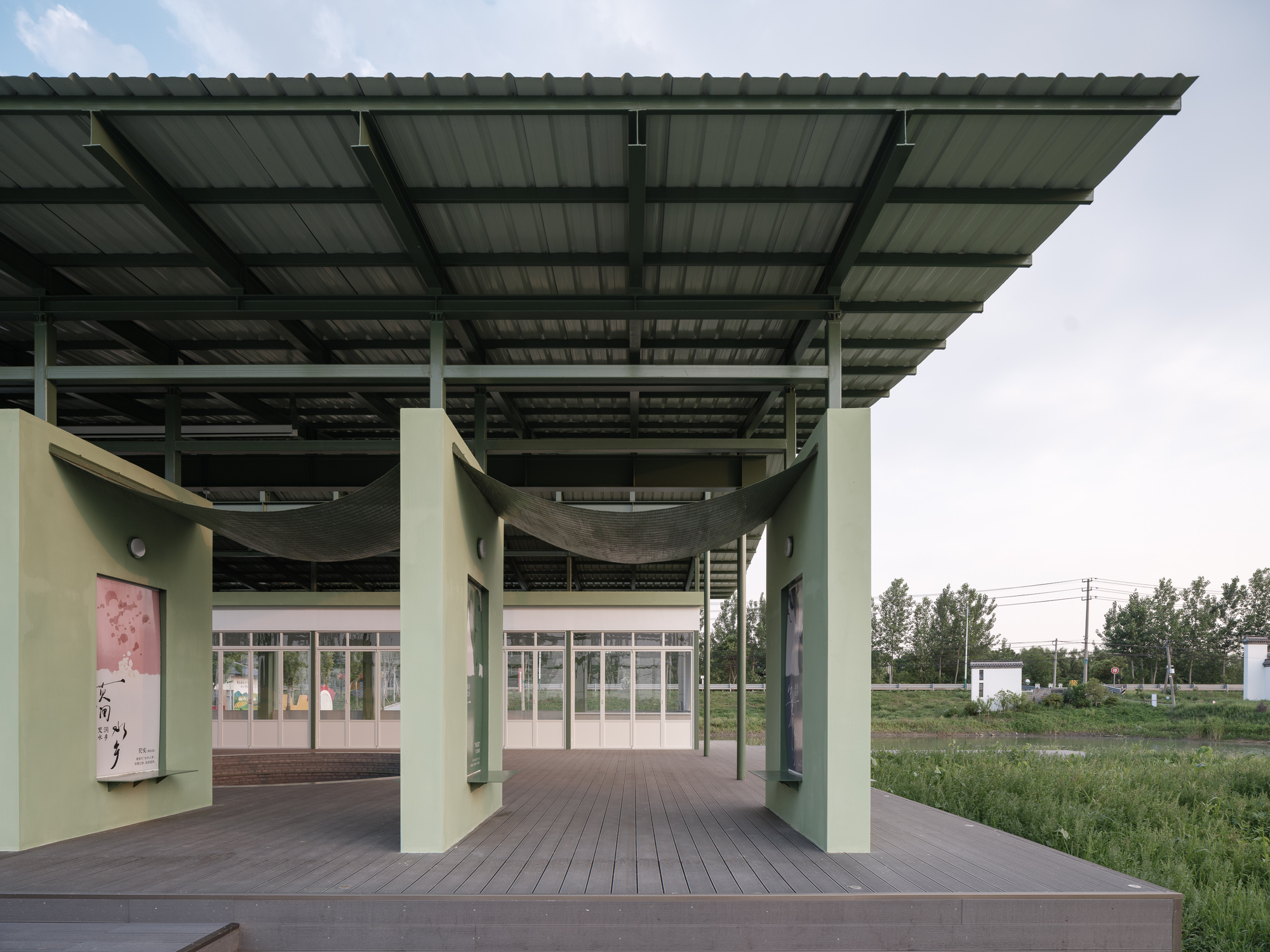 Grape Classroom in the Field / atelier anonymous