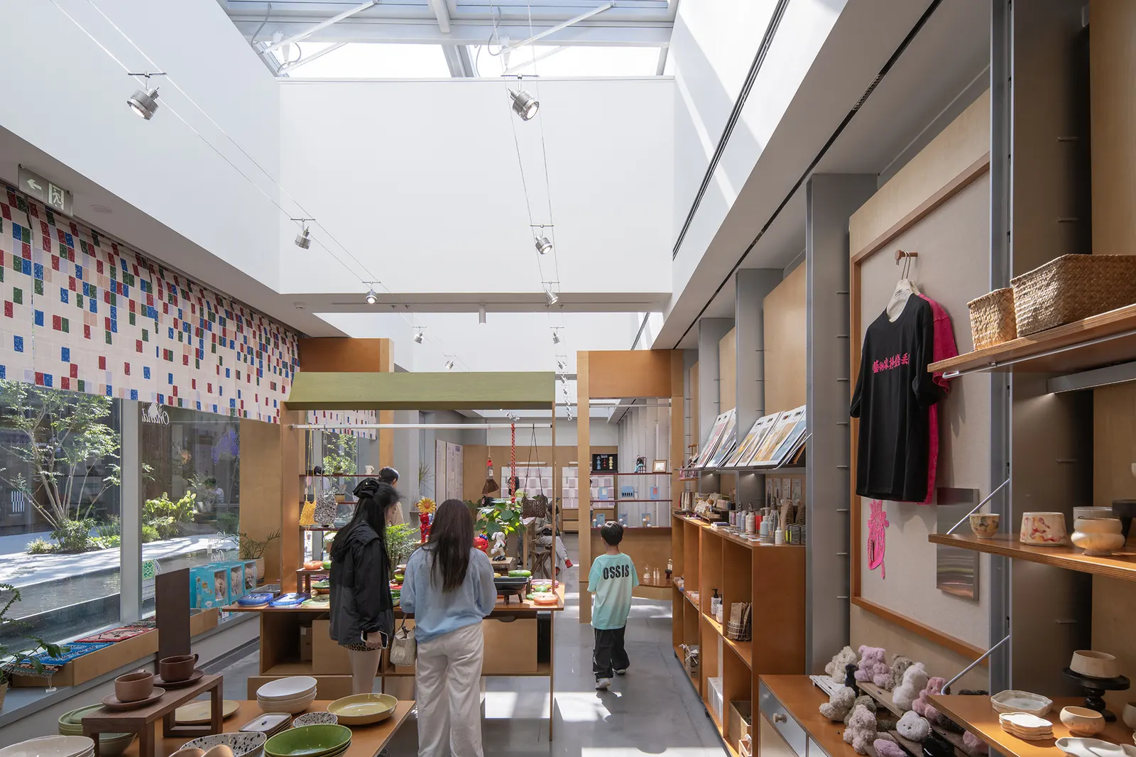 Green Heart Commercial Complex & A4X Art Center / E PLUS DESIGN — парк-интегрированный коммерческий комплекс в Чунцине