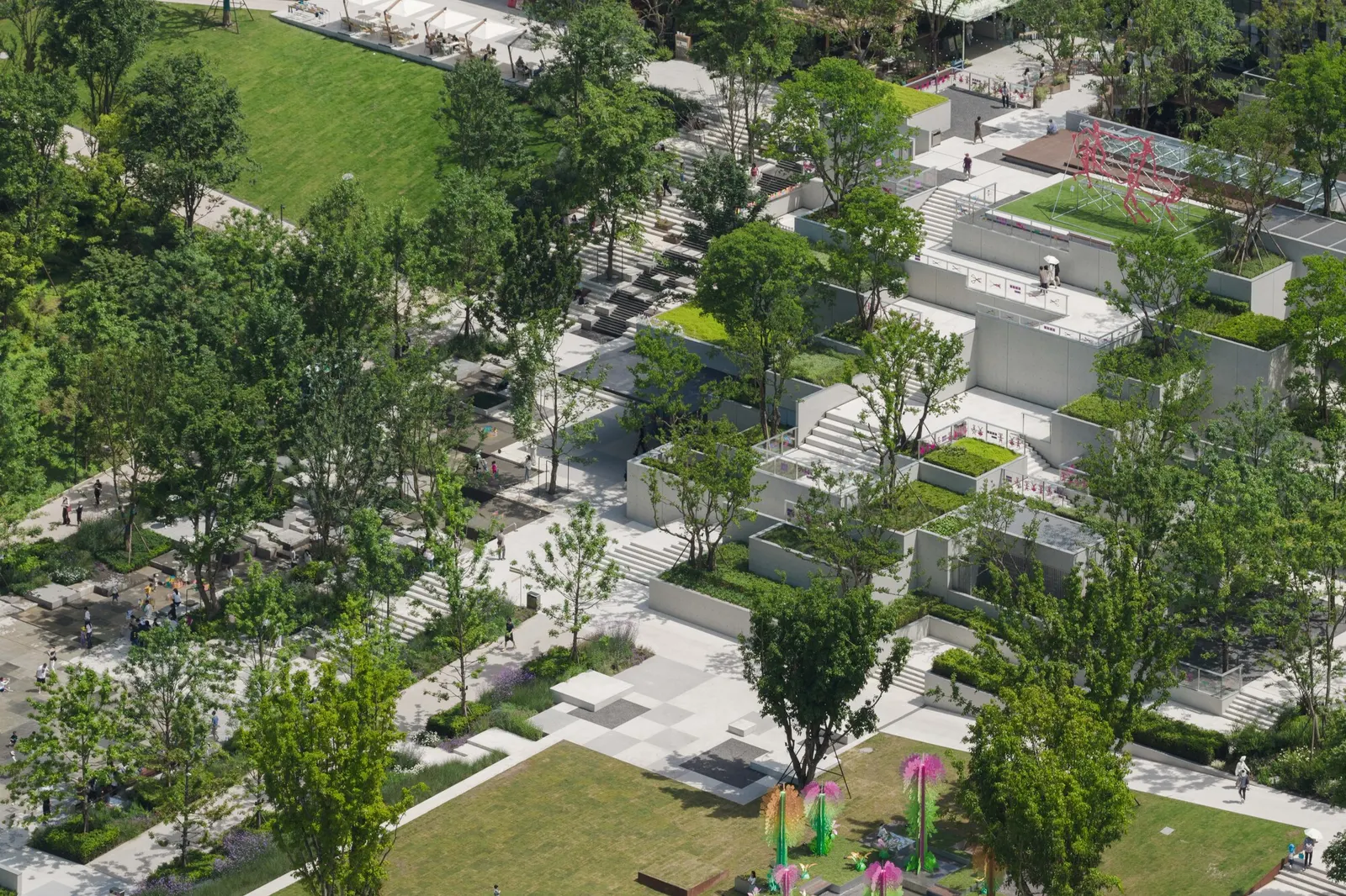 Green Heart Commercial Complex & A4X Art Center / E PLUS DESIGN — парк-интегрированный коммерческий комплекс в Чунцине