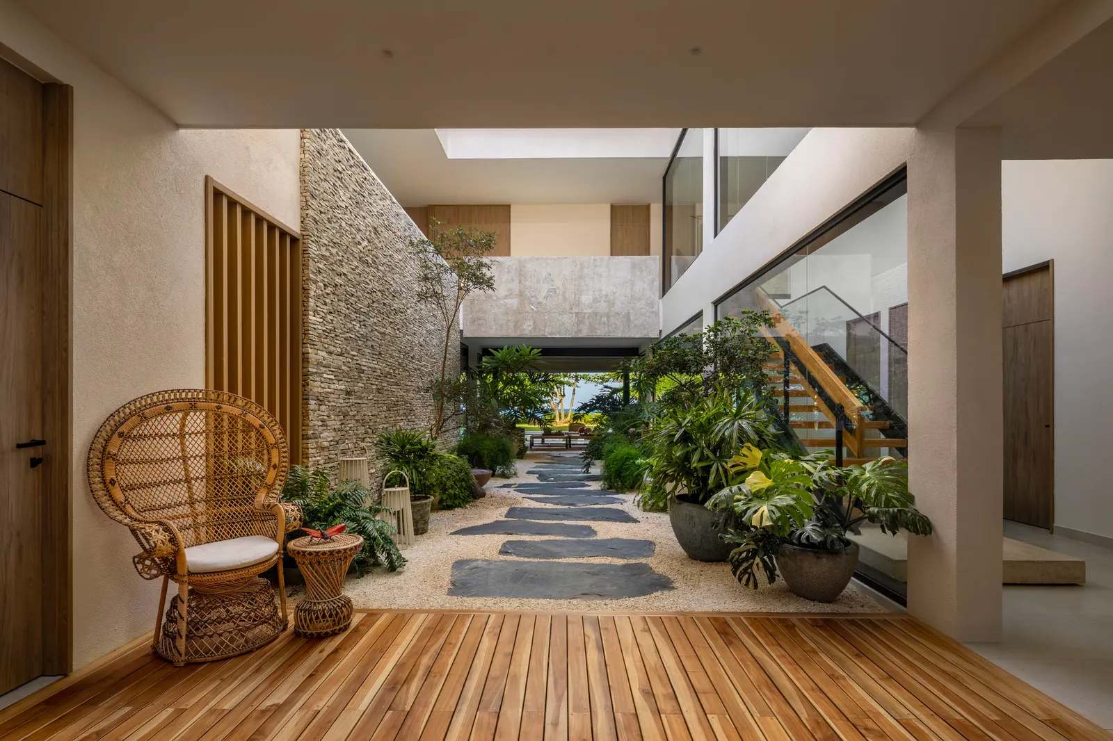 CasaLuna / Anarquitectura