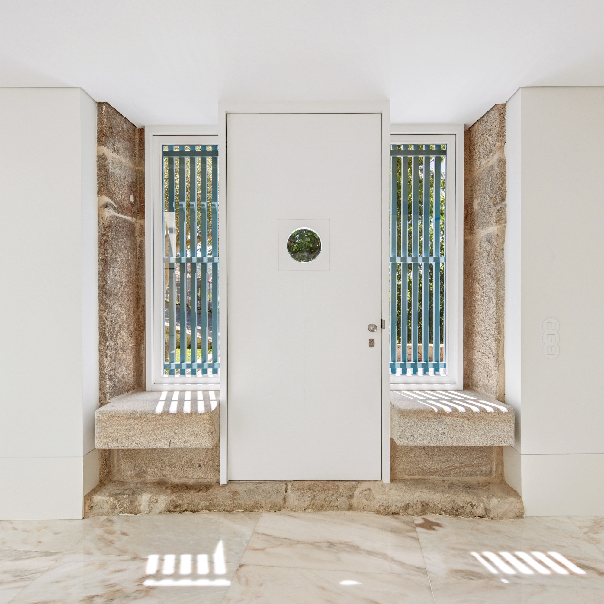 Cerdeiras House Hotel / Tiago do Vale Arquitectos
