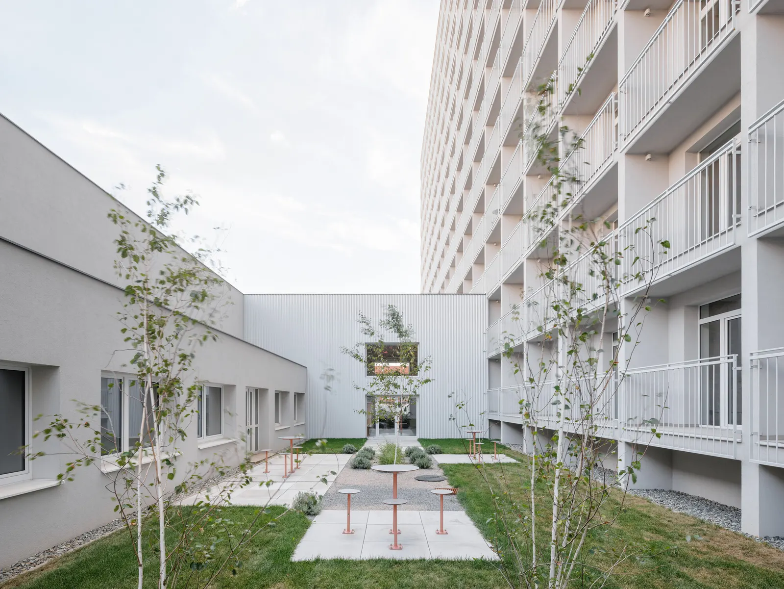 KOSMALT Housing Renovation / Atrium Architekti