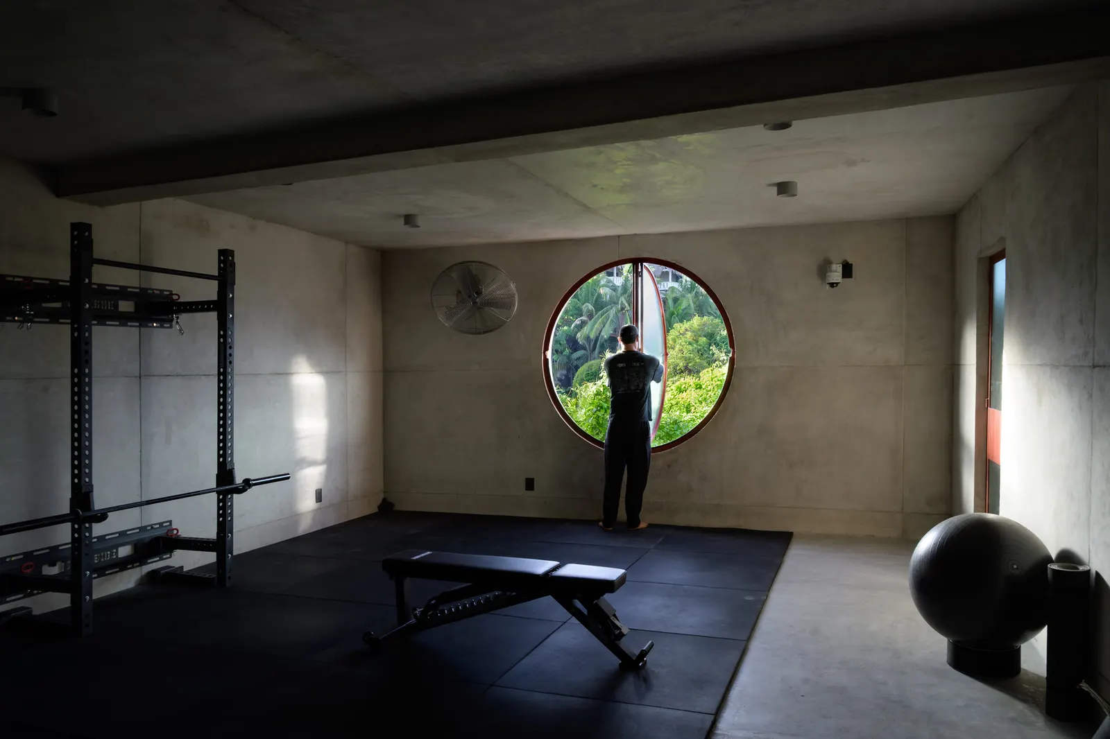 La Pecera Studios / Massív Studio