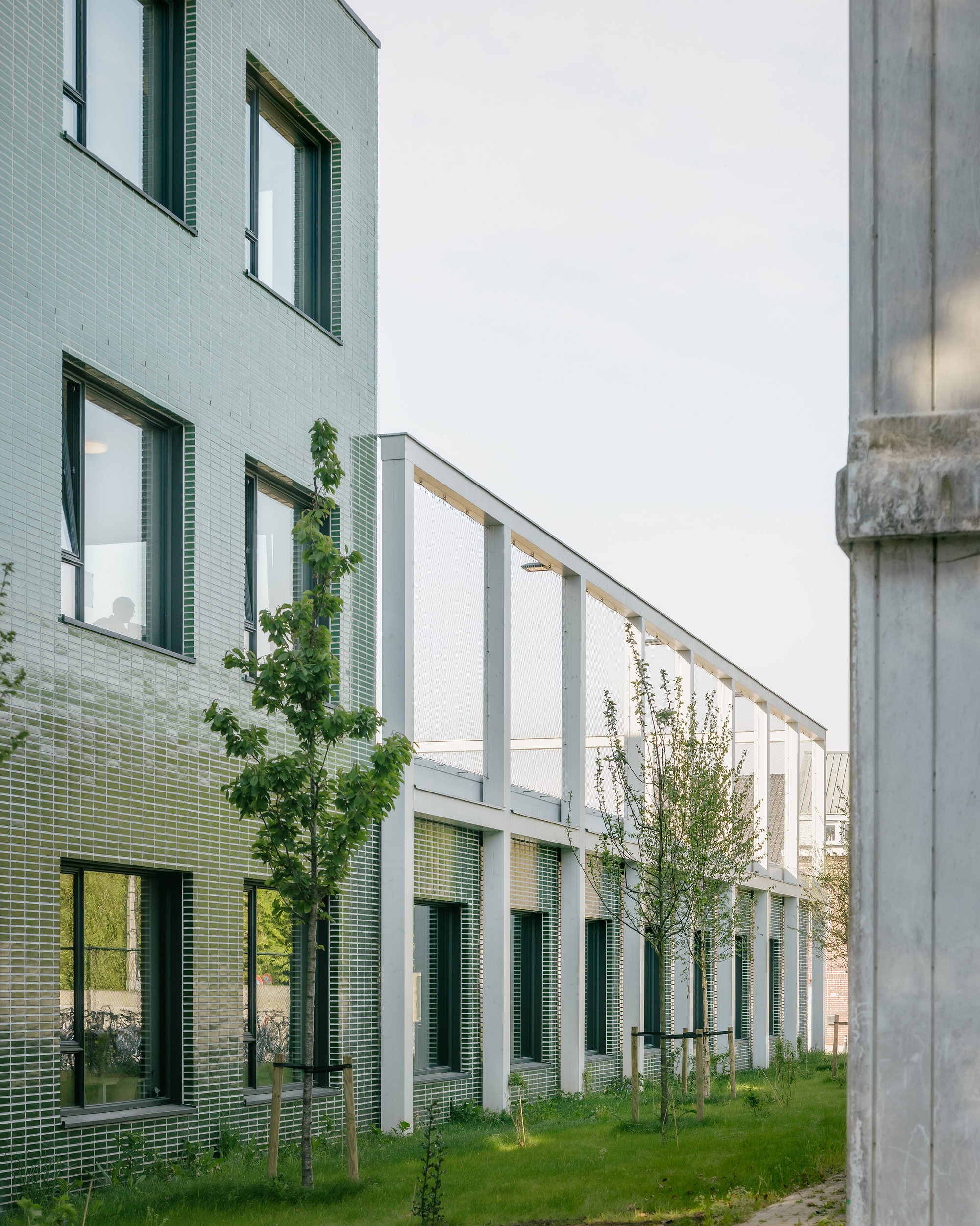 Школа Maria Assumpta Instituut / LOW Architecten