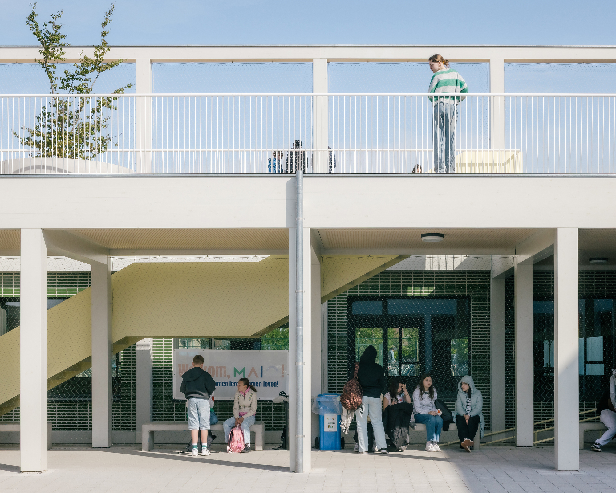 Школа Maria Assumpta Instituut / LOW Architecten