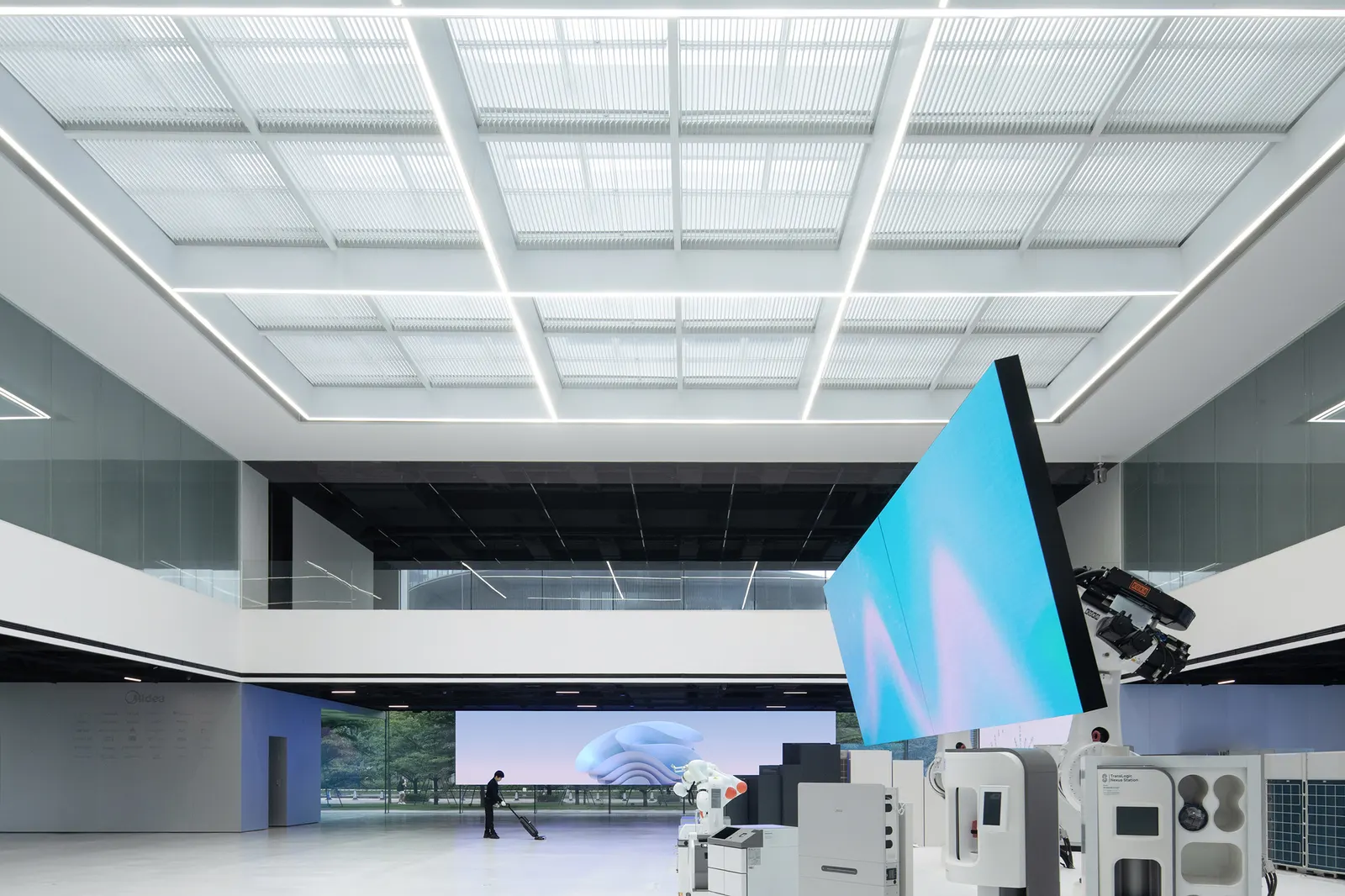 MIDEA Science Center / Atelier Ma_BIAD — научный центр в Foshan с минималистичной архитектурой
