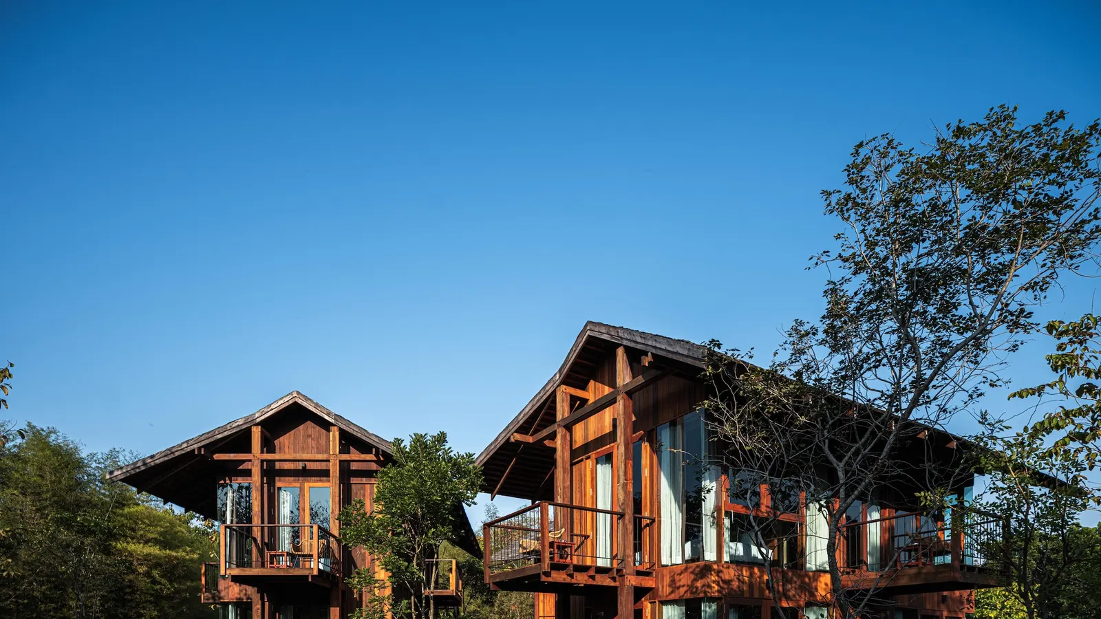 Nachan The Antique Courtyard Hotel / PAVA architects