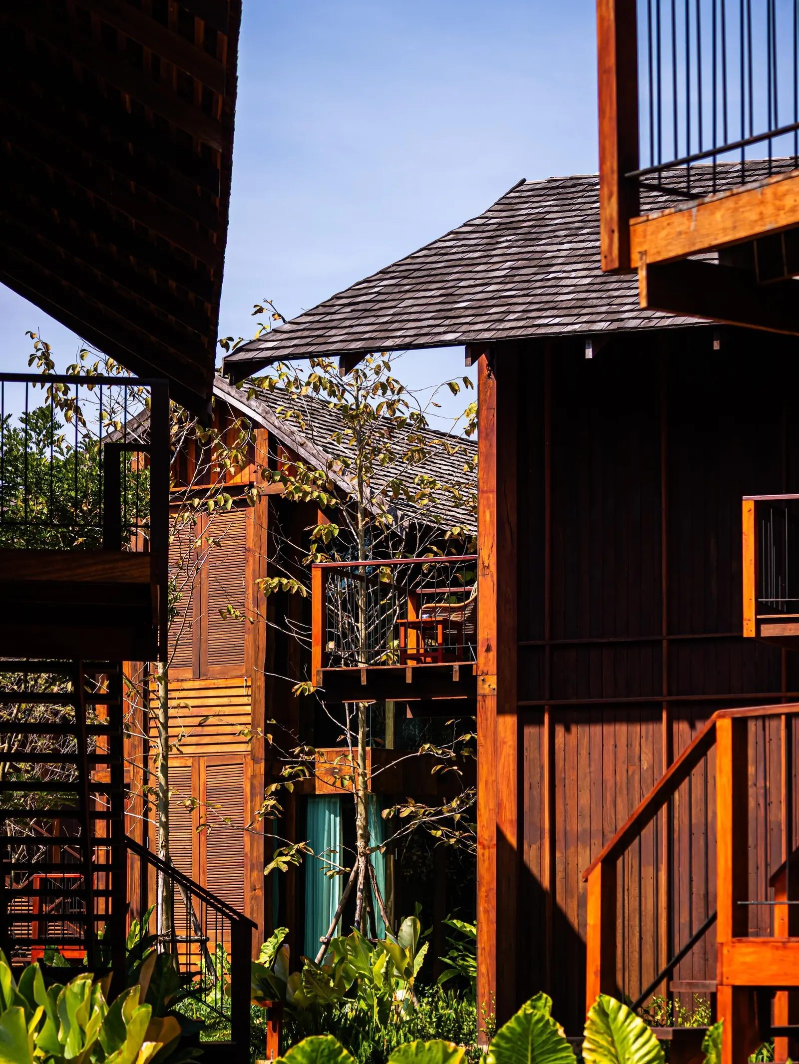 Nachan The Antique Courtyard Hotel / PAVA architects