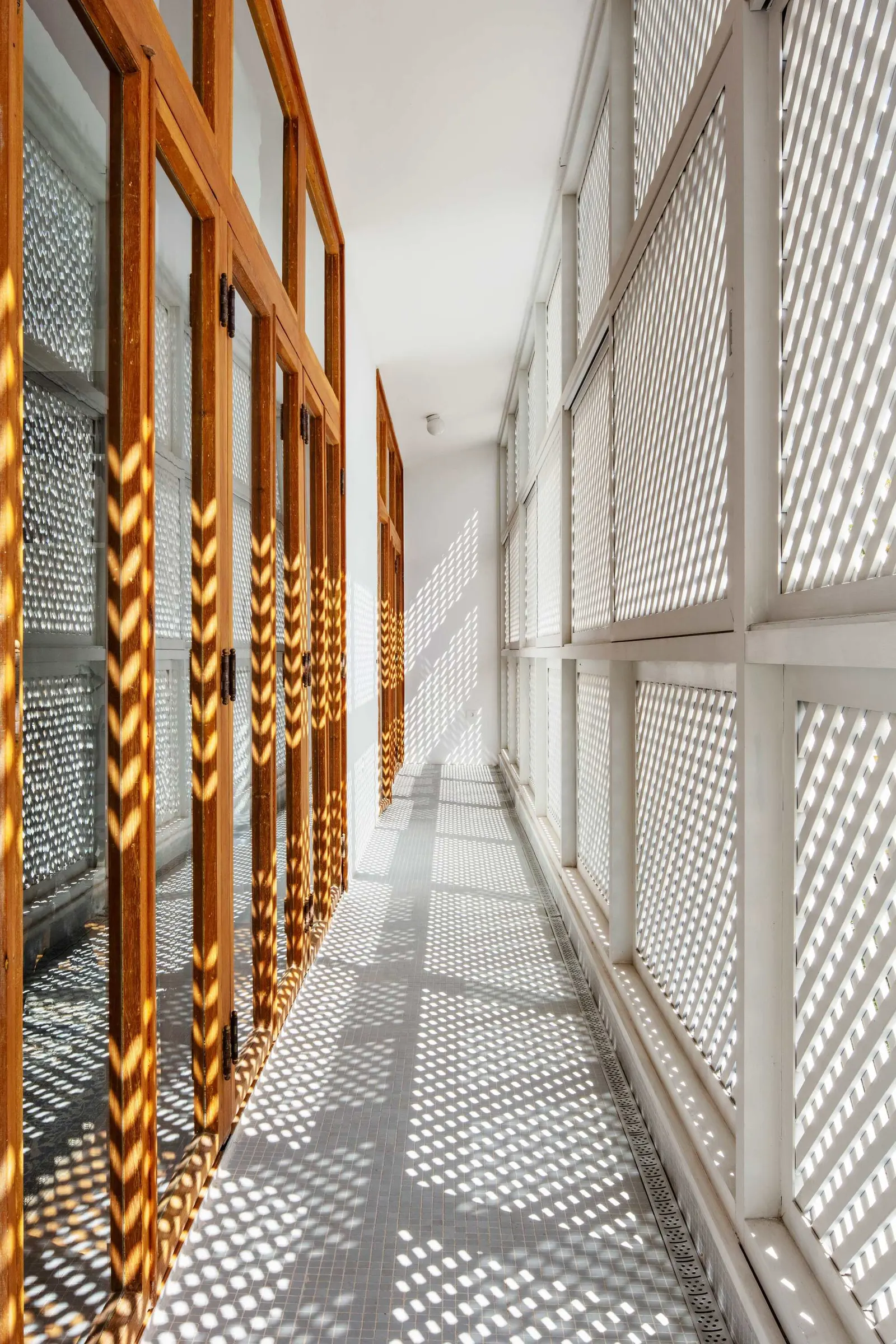 Muxarabi House / Ana Sawaia Arquitetura