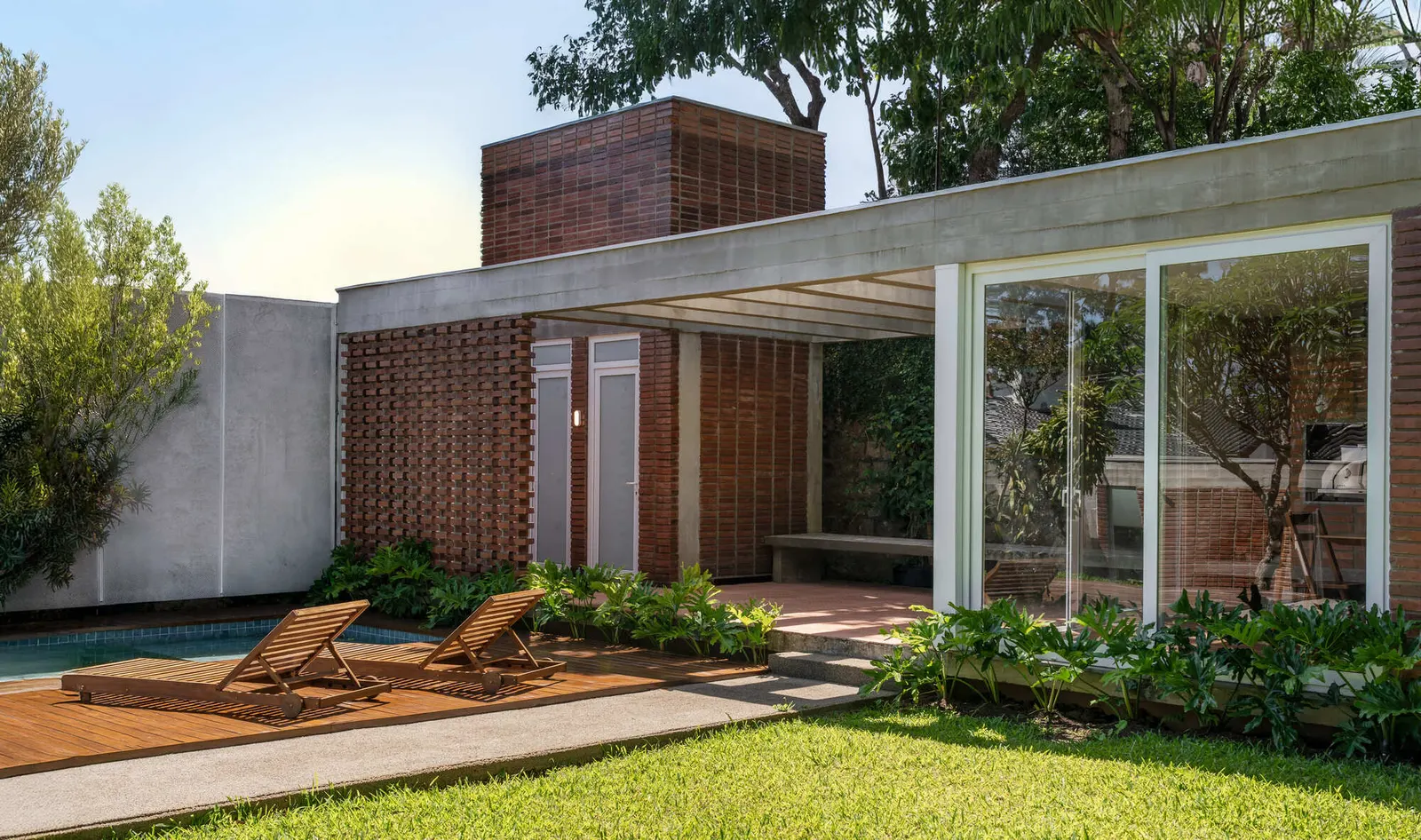 Ouriques House / Ultra Arquitetura