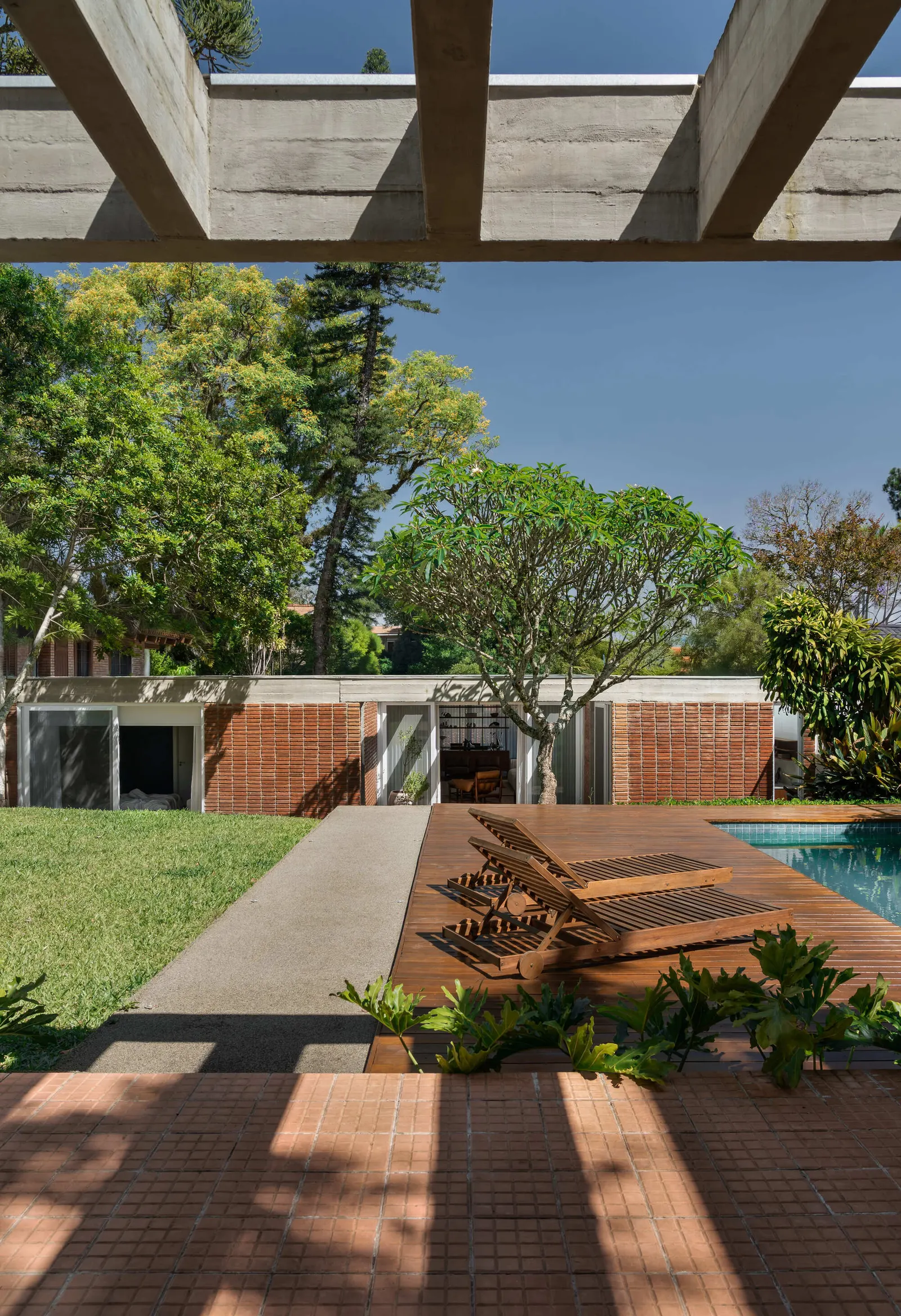 Ouriques House / Ultra Arquitetura