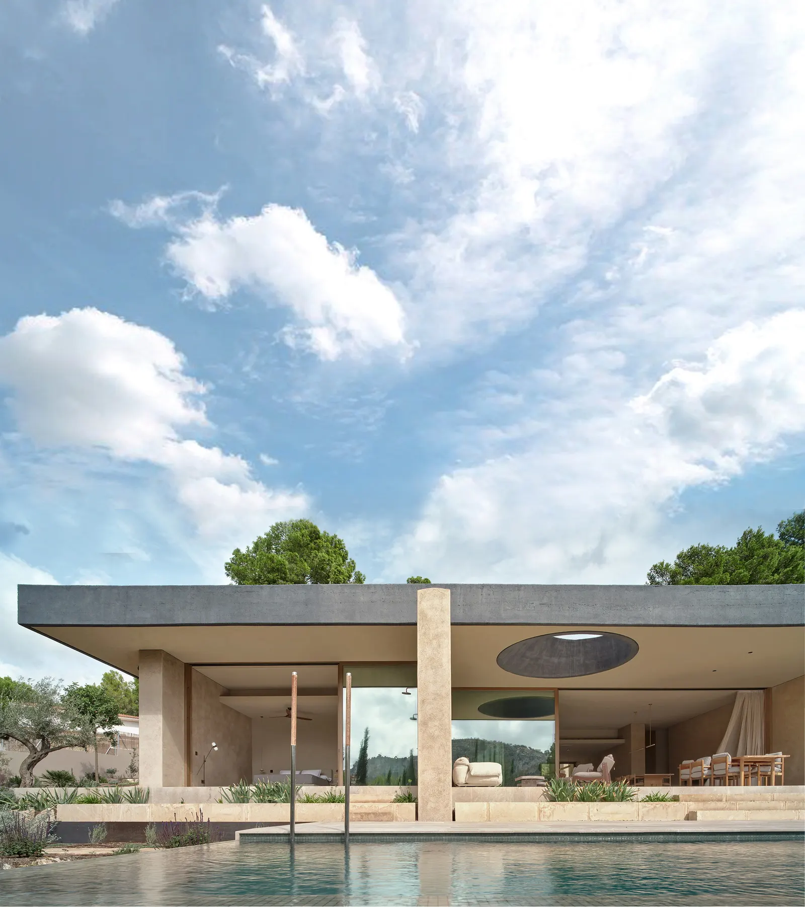 Casa Óculo / OHLAB в Пальме: дом, собранный вокруг света, материала и рельефа
