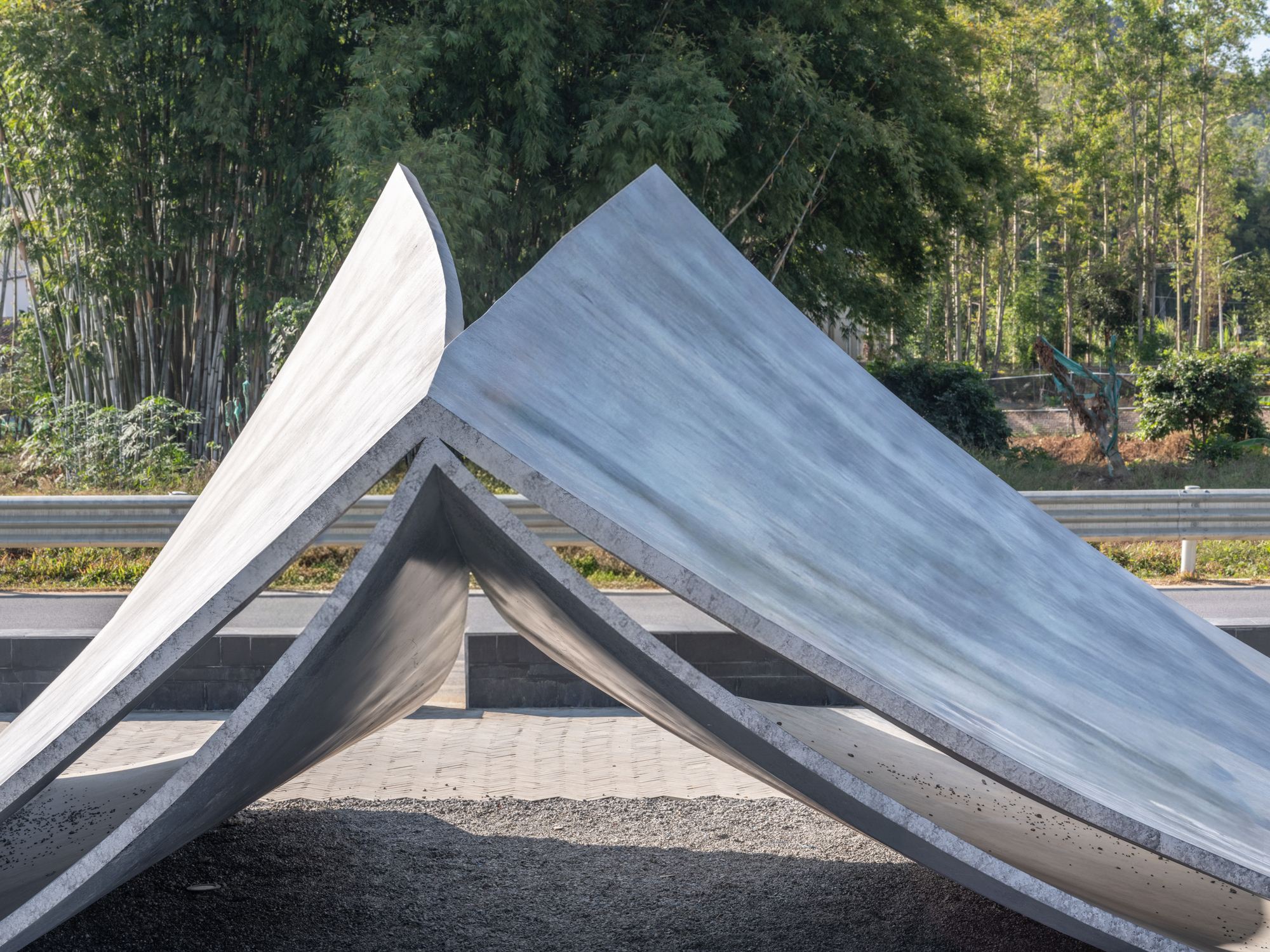 Pages Afloat / f-a-n architects