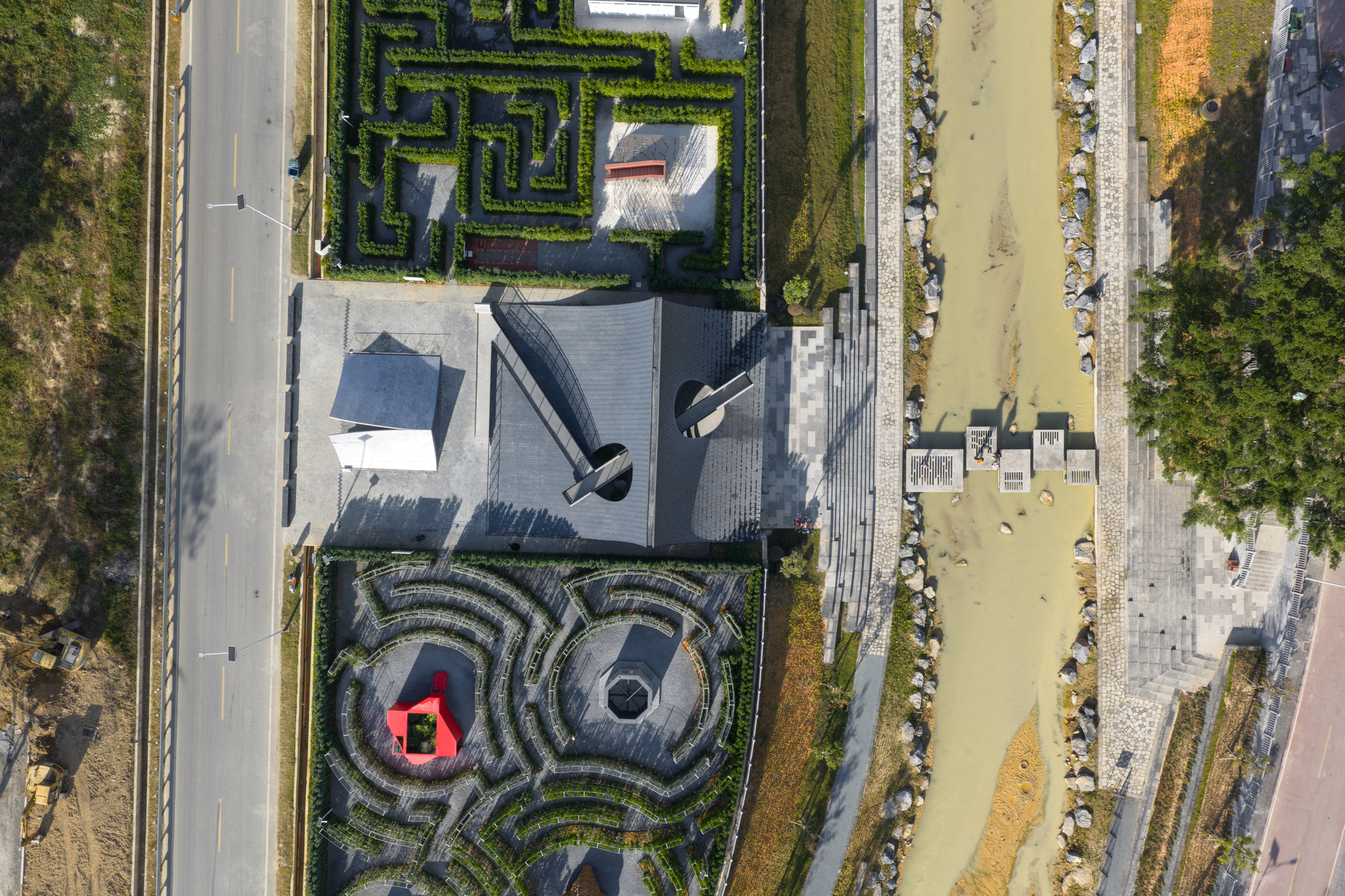 Pages Afloat / f-a-n architects