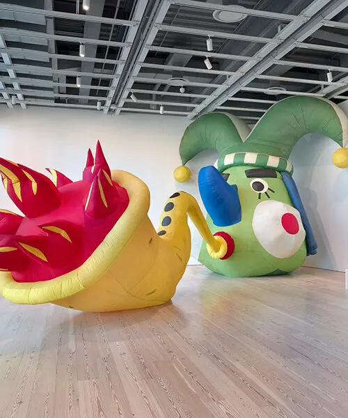Пэт Олеско получила премию Bucksbaum Whitney Biennial 2026 за «Blow Hard» и «Footsi»