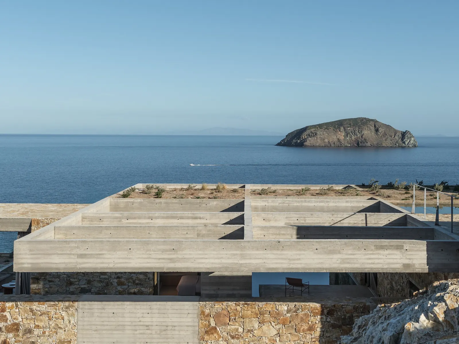 PERMA Serifos Retreat / MOLD Architects