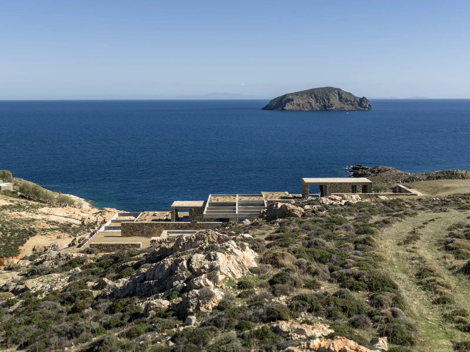 PERMA Serifos Retreat / MOLD Architects