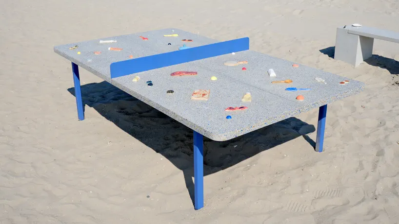 Артистические пинг-понг-столы на Rockaway Beach превращают игру в коллективный эксперимент