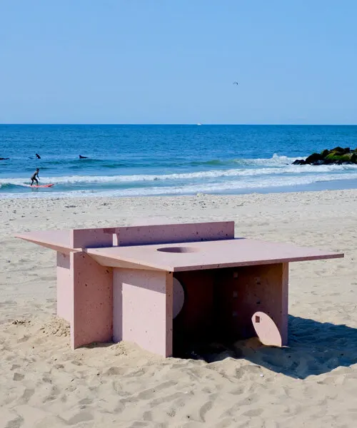 Артистические пинг-понг-столы на Rockaway Beach превращают игру в коллективный эксперимент